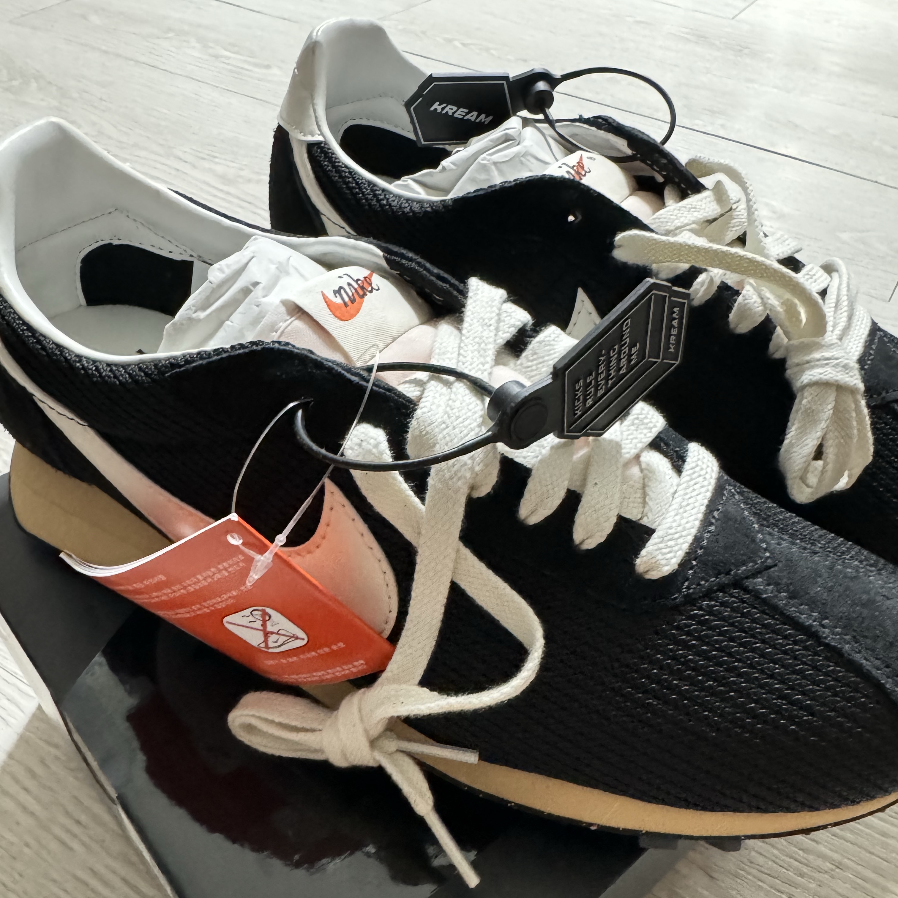 Nike LD-1000 SP Black and Sail 착용 스타일 - 1