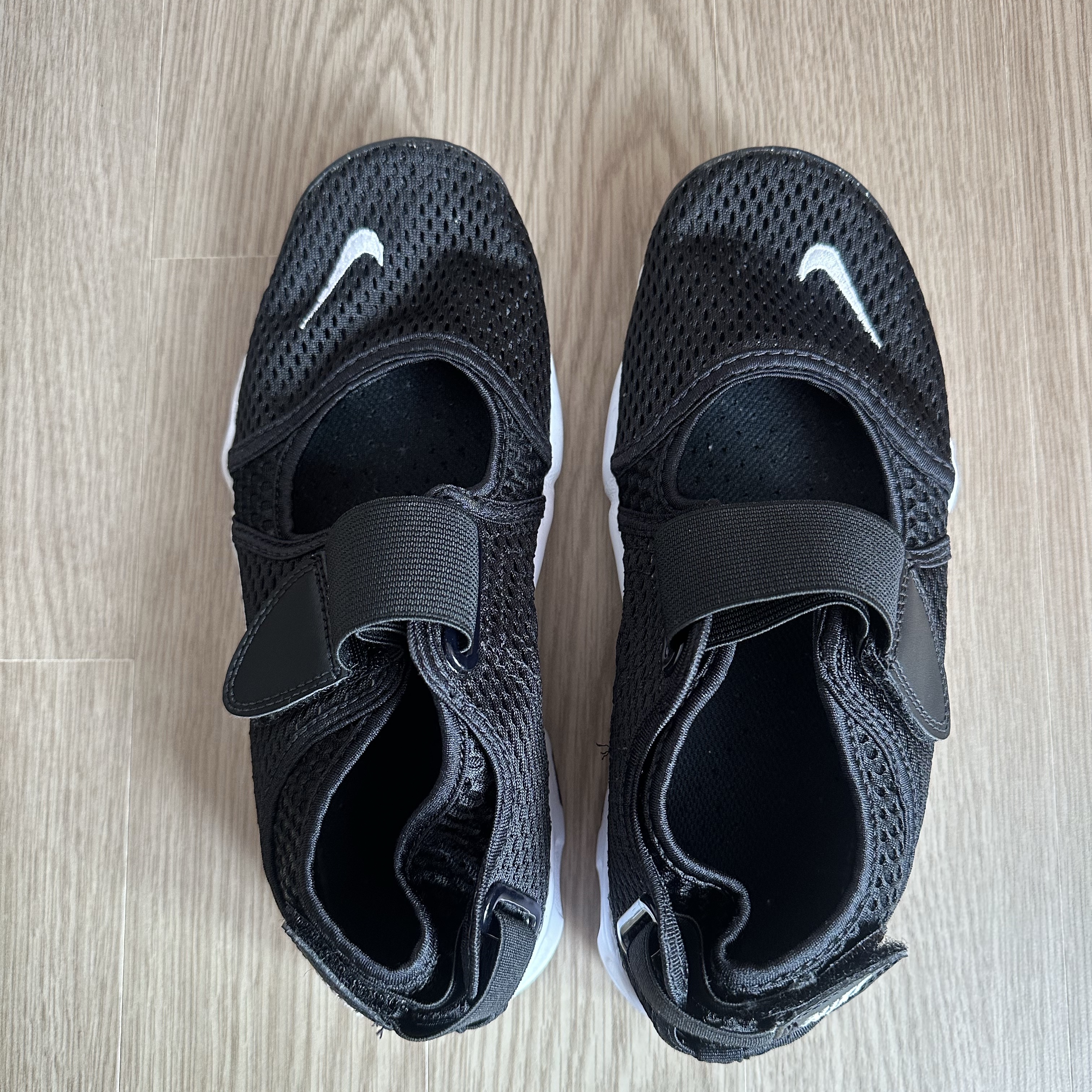 (GS/PS) Nike Air Rift Black White 착용 스타일