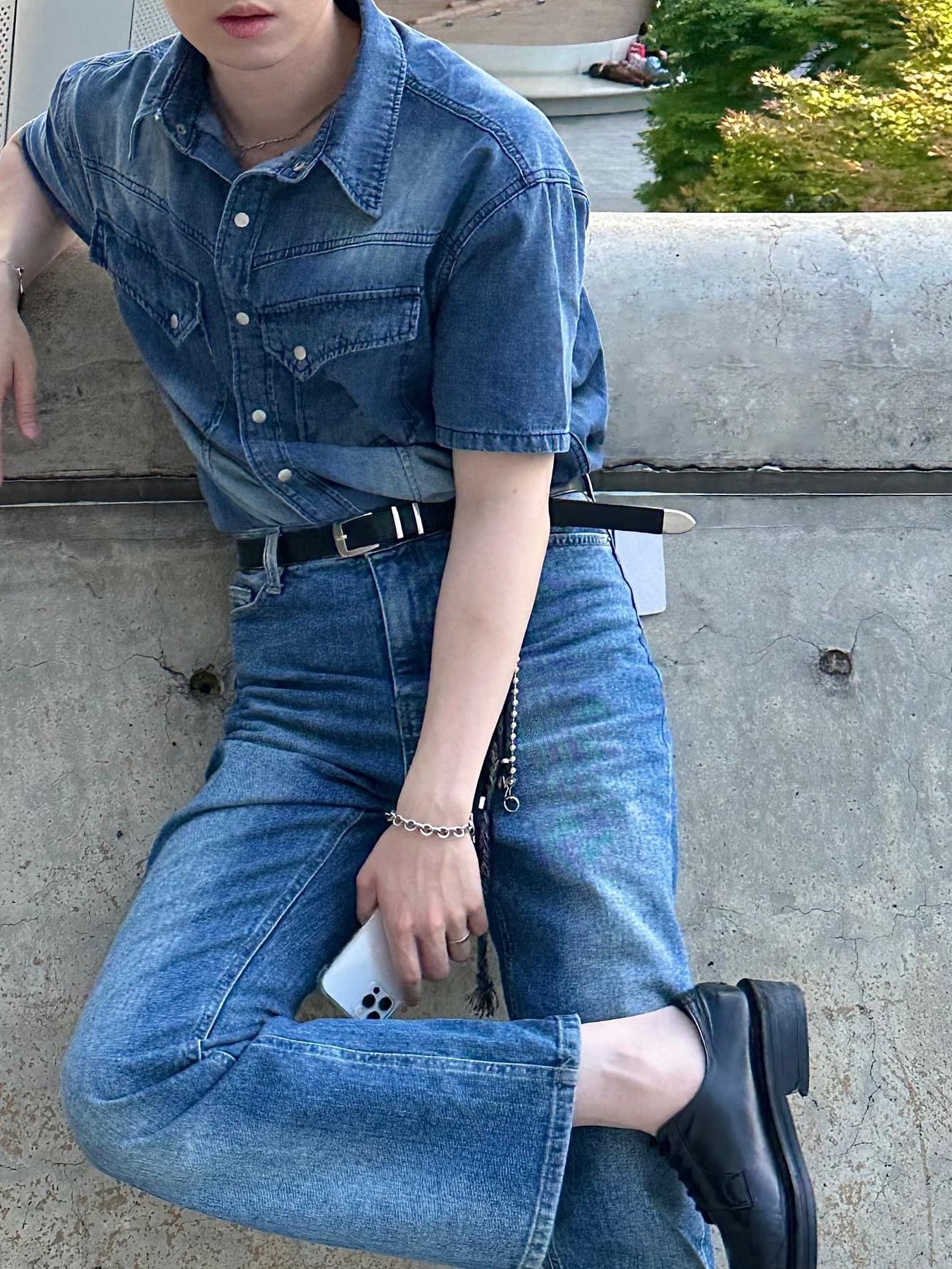 Matin Kim Big Coating Tote Bag Black, Jacquemus La Chaine Signature Logo Chain Necklace Silver 착용 스타일 - 10