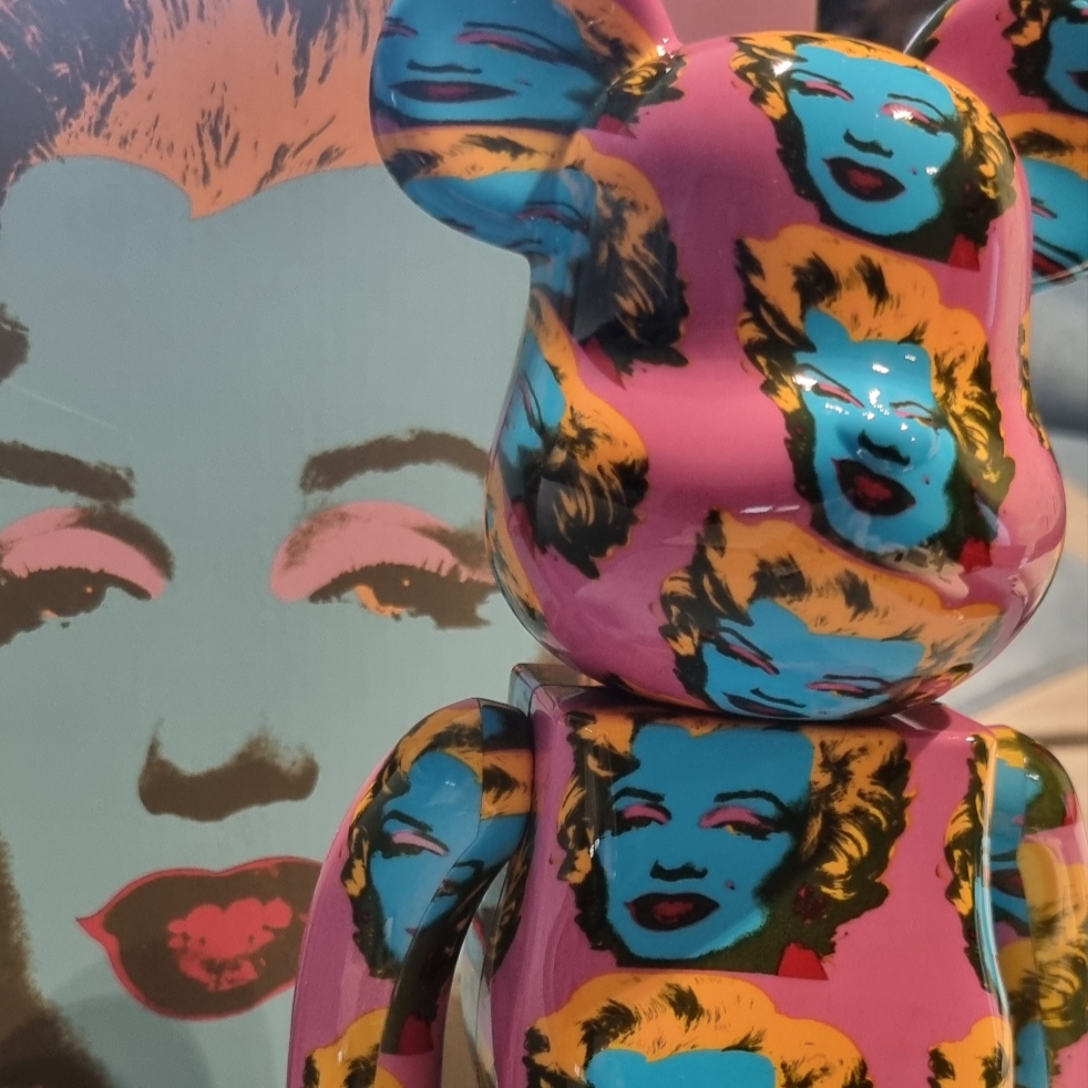 Bearbrick Andy Warhol Marilyn Monroe #2 100% & 400% Set 착용 스타일 - 1