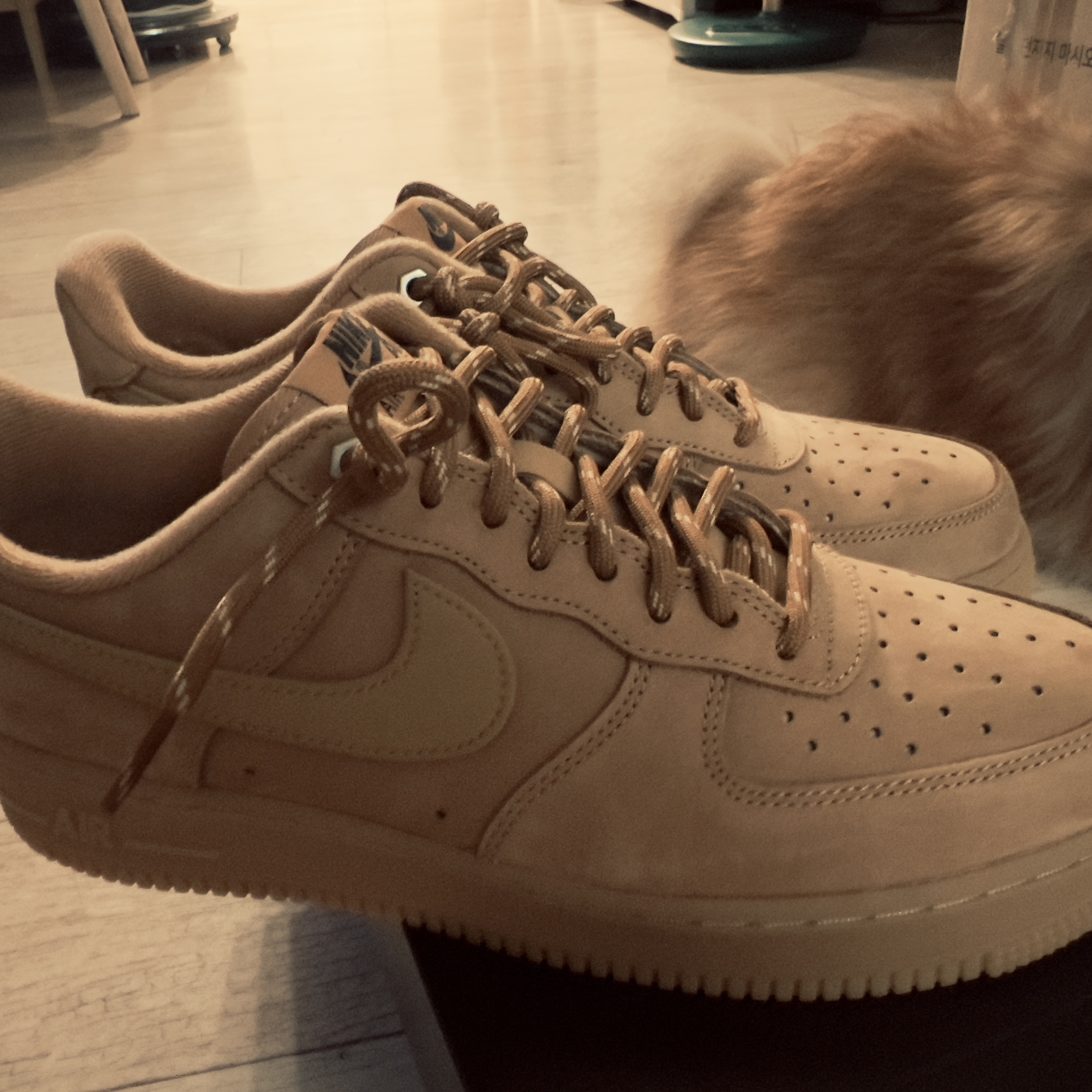 Nike Air Force 1 '07 WB Flax 착용 스타일 - 2