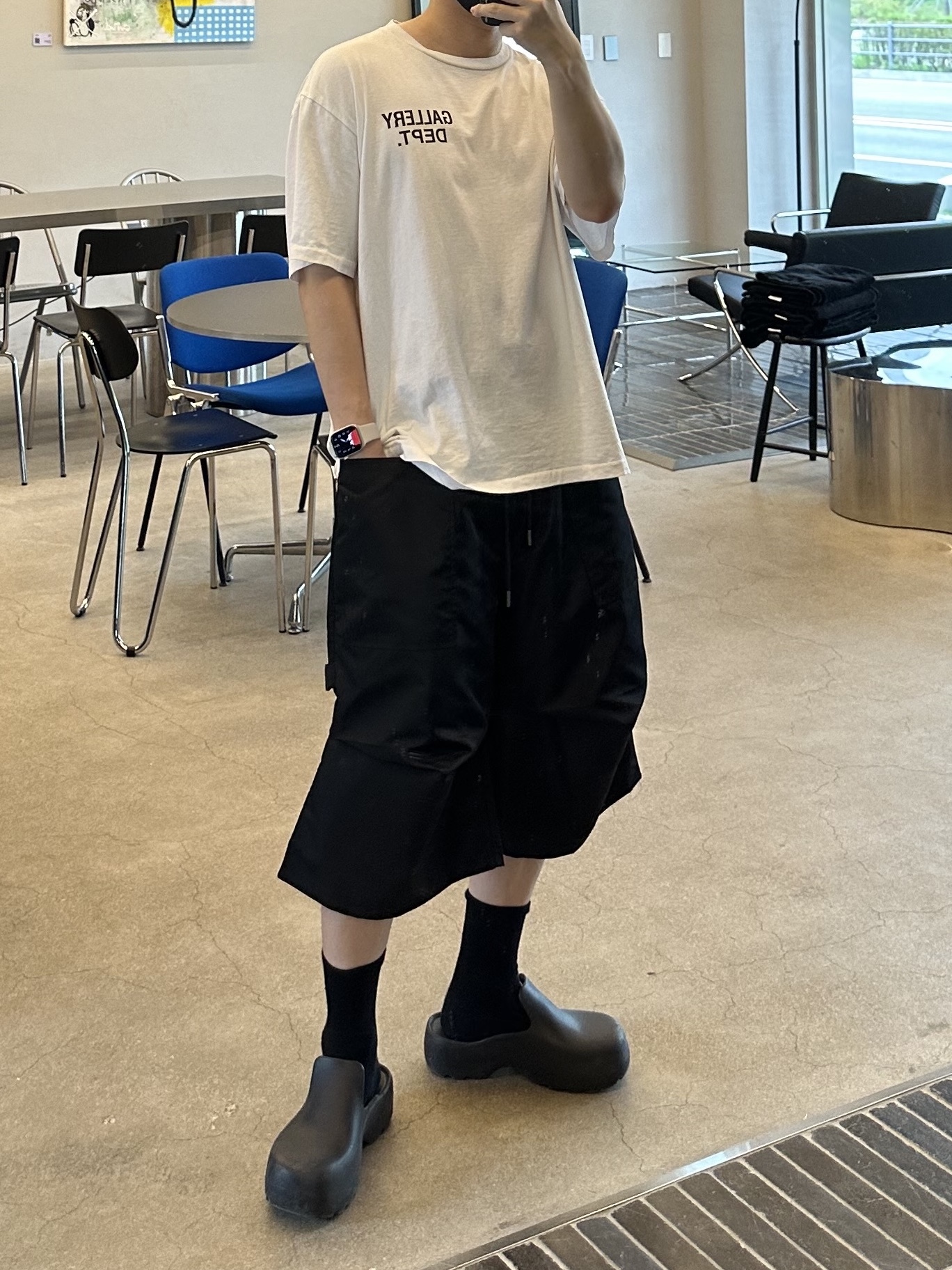 Gallery Dept. Souvenir T-Shirt White, Bottega Veneta Rubber Flash Clog Black 착용 스타일 - 2