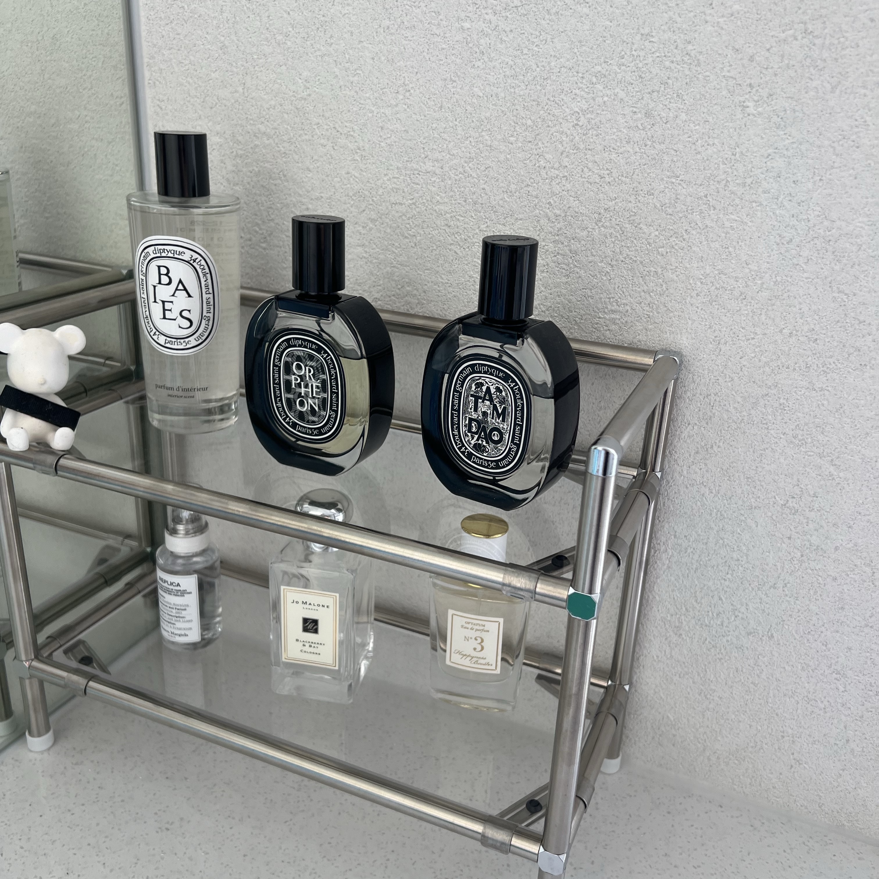 Maison Margiela Replica Lazy Sunday Morning Eau De Toilette 30ml, Diptyque Baies Room Spray 150ml (Korean Ver.) 착용 스타일
