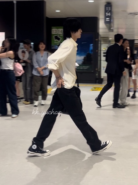Converse Chuck 70 High Plus Black 착용 스타일 - 2