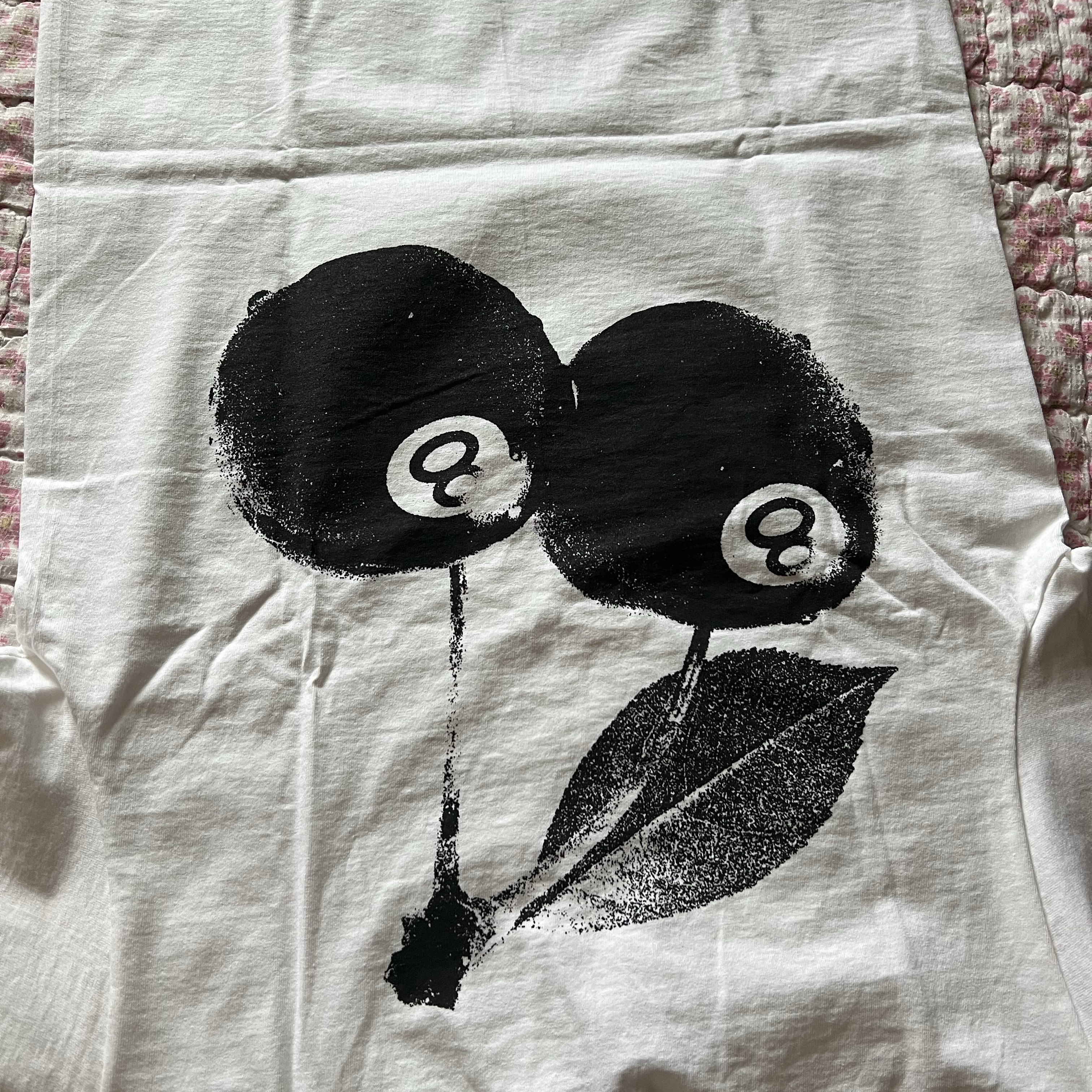 Stussy Cherries T-Shirt White 착용 스타일