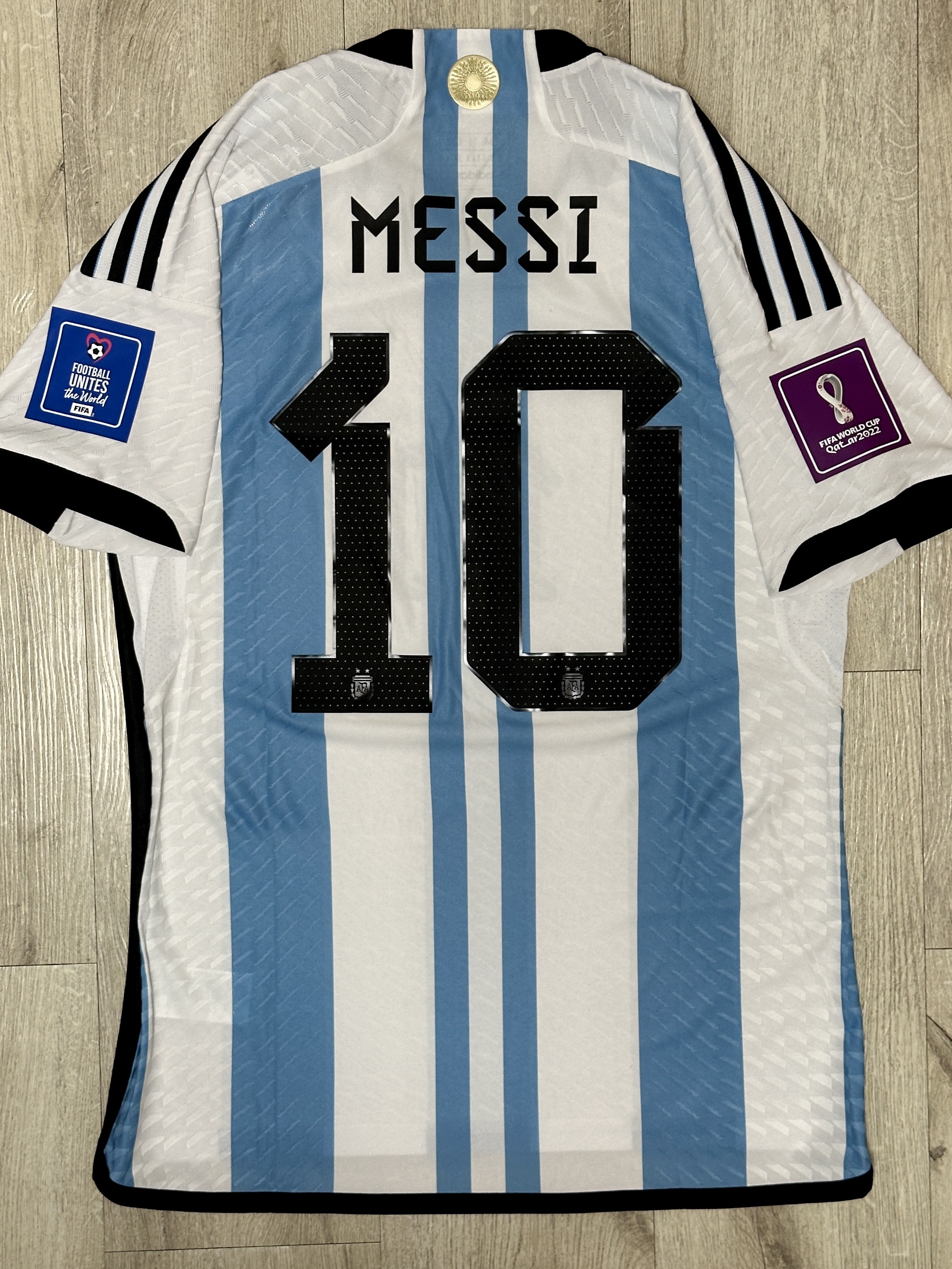 Adidas Argentina Home Authentic Jersey 2022 White Light Blue - US Sizing (Non Marking Ver.), Adidas Argentina Home Authentic Jersey 2022 White Light Blue - KR Sizing (Non Marking Ver.) 착용 스타일 - 2