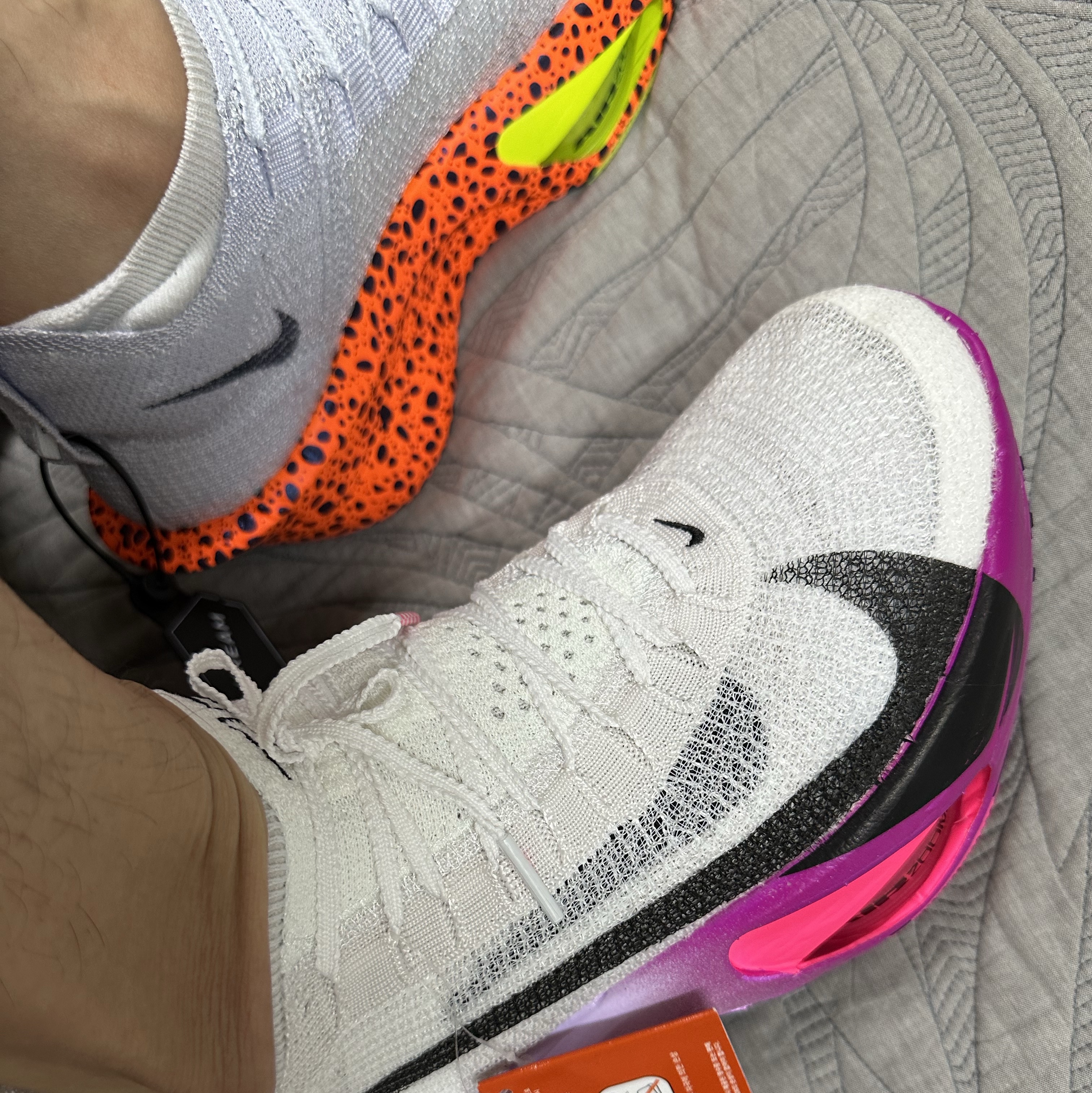 Nike Air Zoom Alphafly Next% 3 Hyper Pink 착용 스타일 - 3
