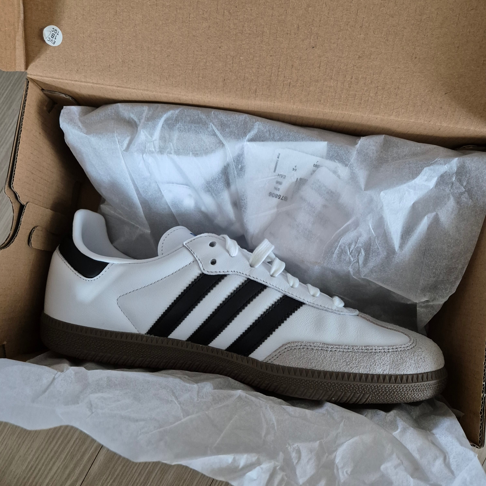 Adidas Samba OG Cloud White 착용 스타일
