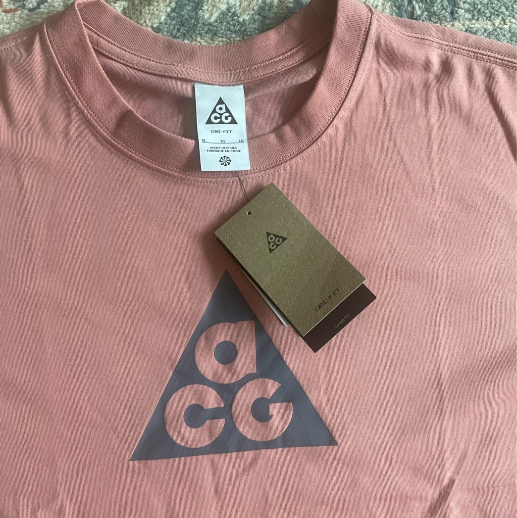Nike ACG Dri-Fit T-Shirt Red Stardust - Asia 착용 스타일 - 2