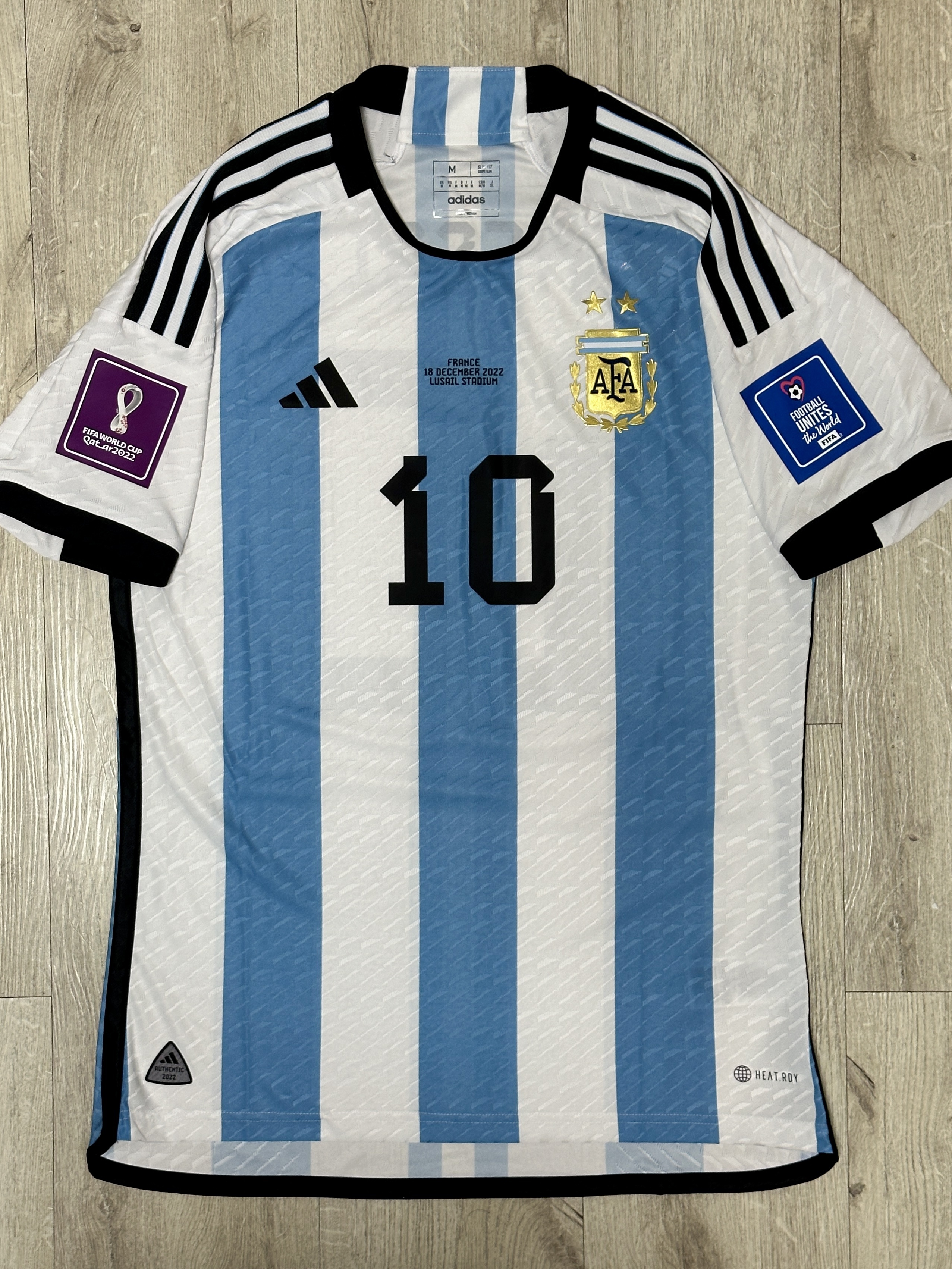Adidas Argentina Home Authentic Jersey 2022 White Light Blue - US Sizing (Non Marking Ver.), Adidas Argentina Home Authentic Jersey 2022 White Light Blue - KR Sizing (Non Marking Ver.) 착용 스타일 - 1