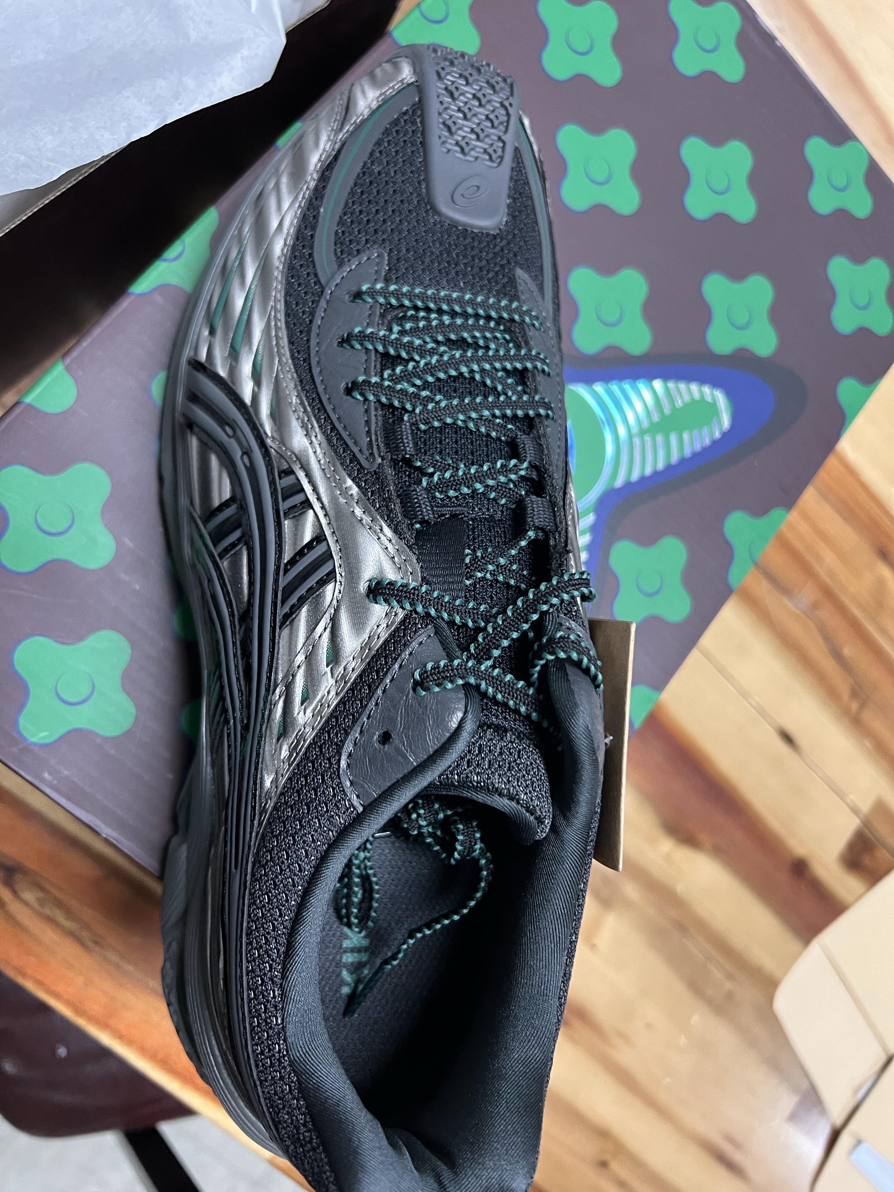 (W) Asics x Kiko Kostadinov Gel-Flammae Grey Black 착용 스타일 - 5