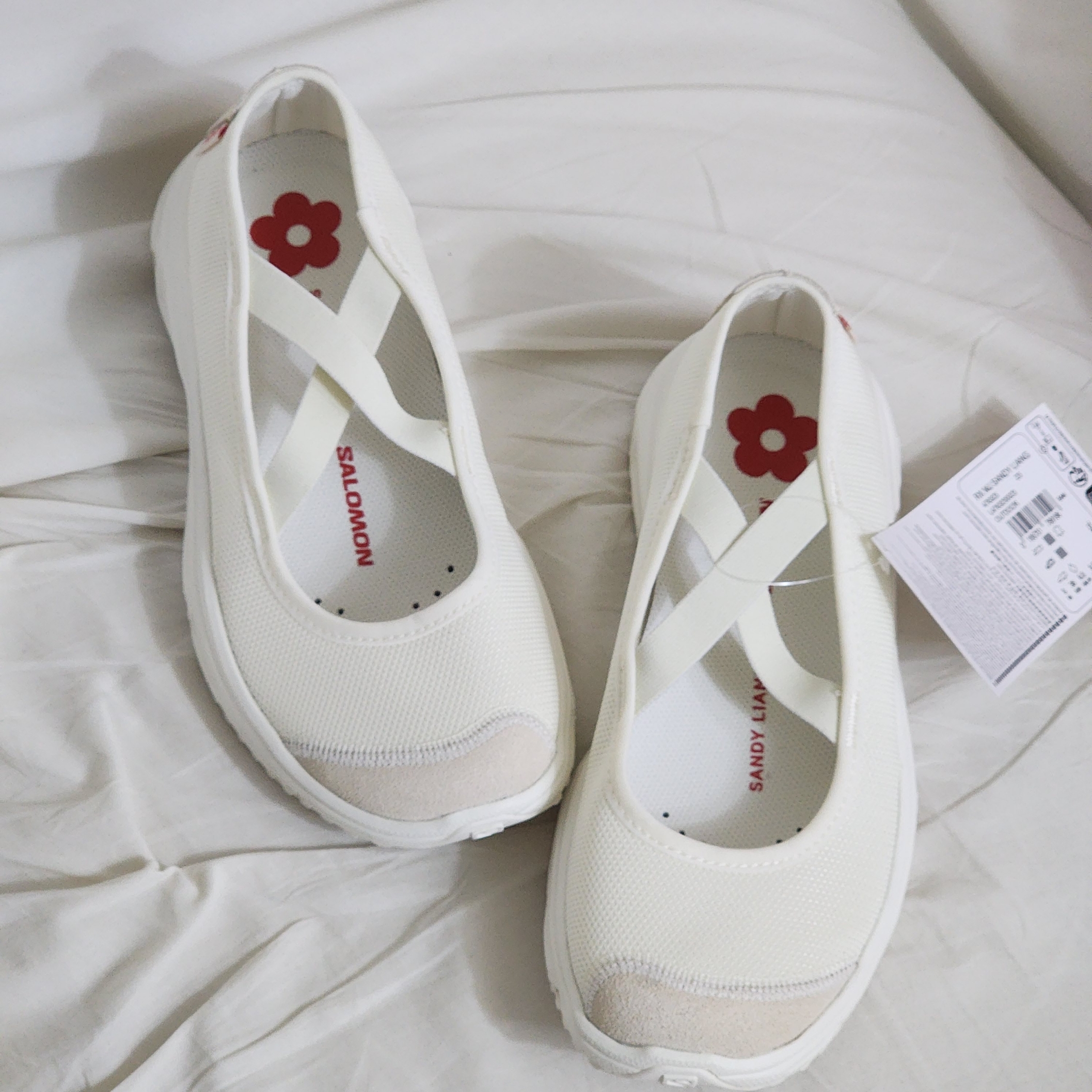 Salomon x Sandy Liang RX Marie Jeanne Vanilla Ice 착용 스타일