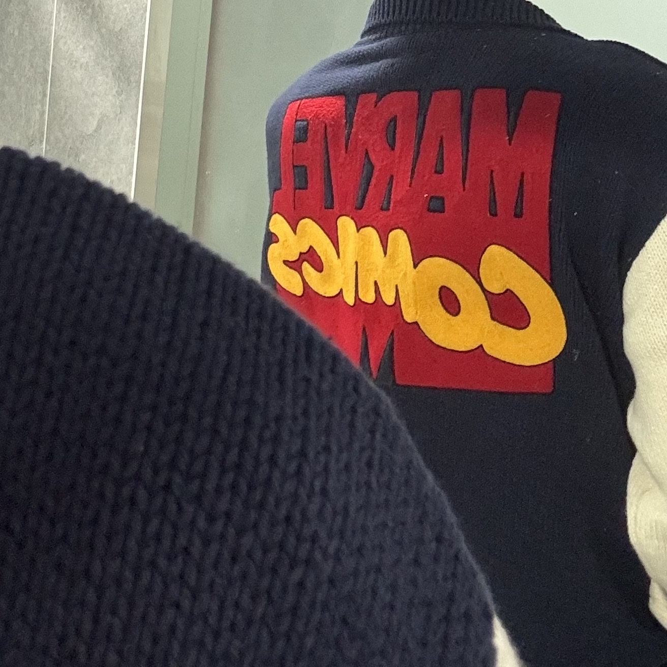 Kith x Marvel Comics Wyona Full Zip Sweater Nocturnal 착용 스타일