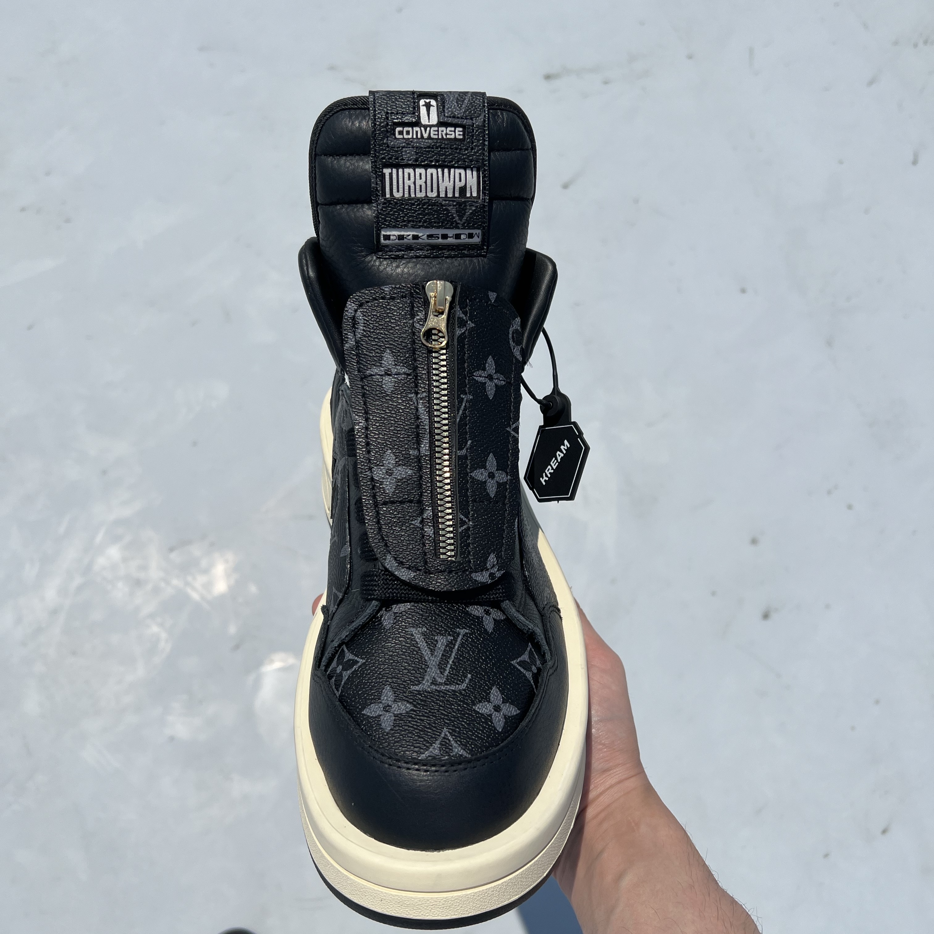 Converse x Drkshdw Turbowpn Black Cream 착용 스타일 - 3