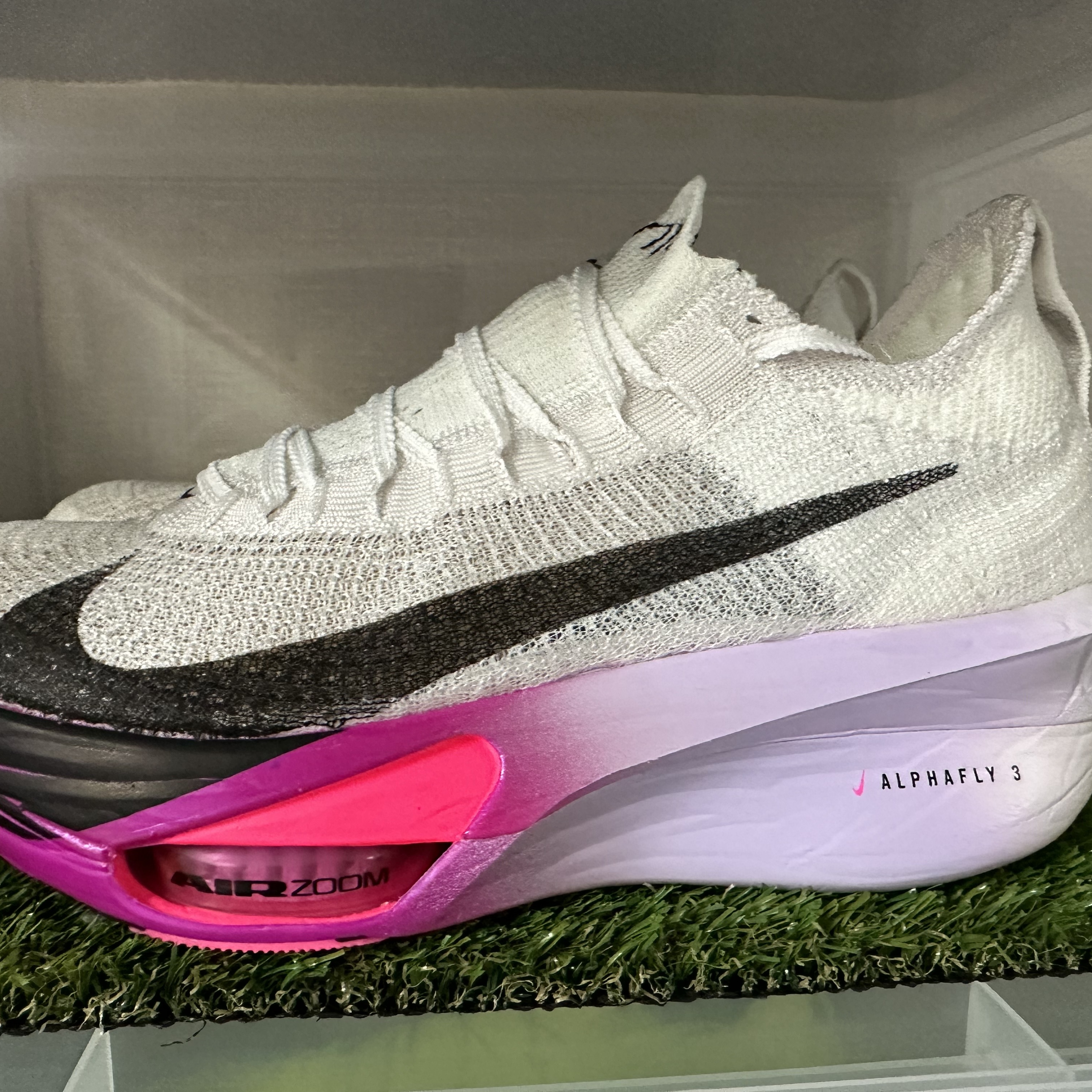 Nike Air Zoom Alphafly Next% 3 Hyper Pink 착용 스타일 - 1