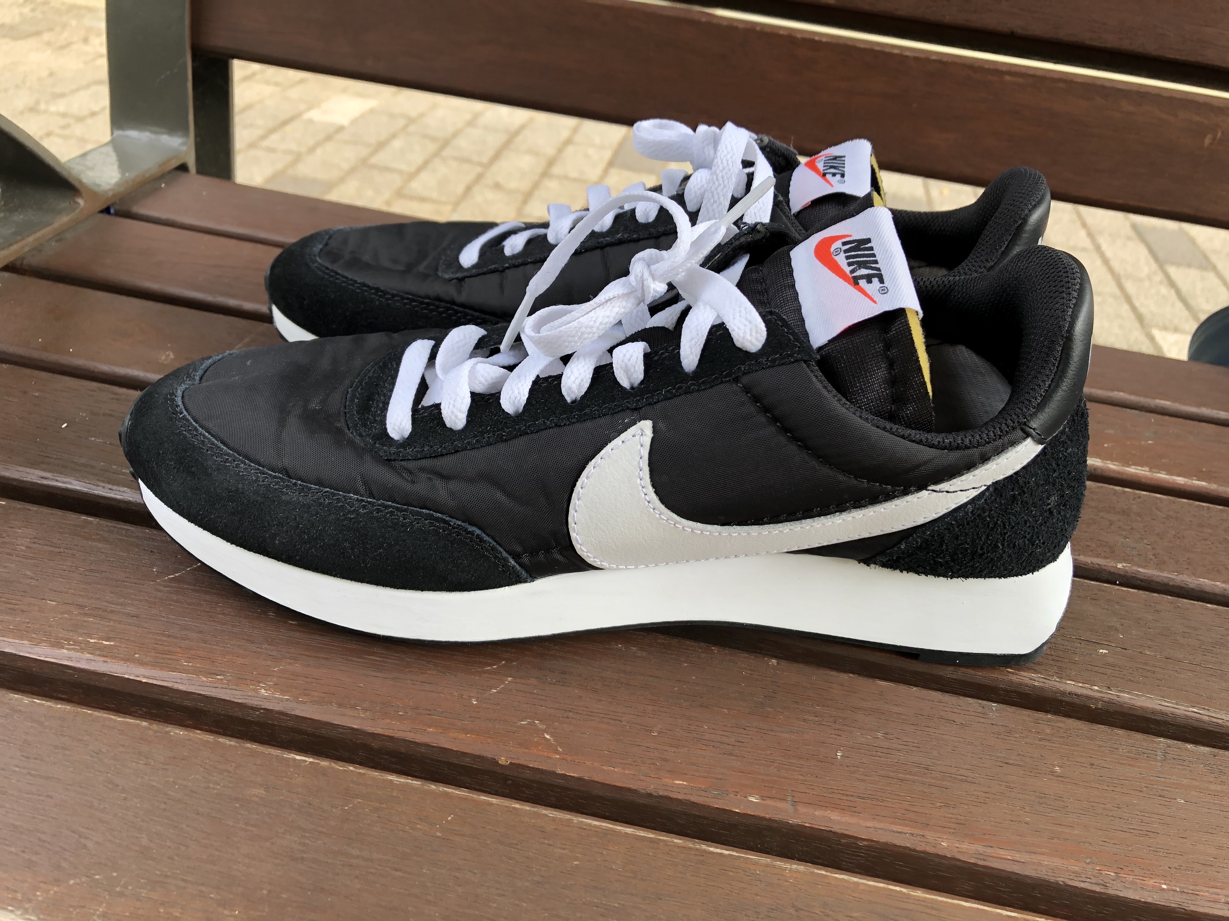 Nike Air Tailwind 79 Black White 착용 스타일 - 3