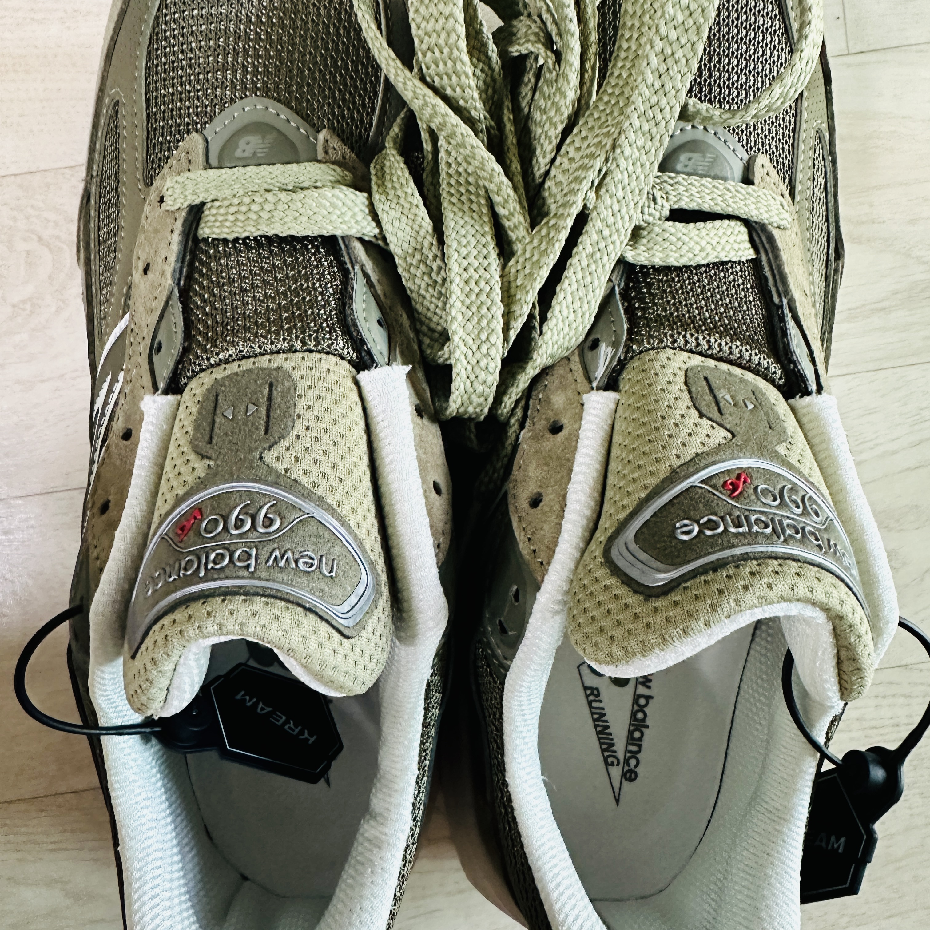 New Balance 990v6 Made in USA True Camo 착용 스타일 - 3