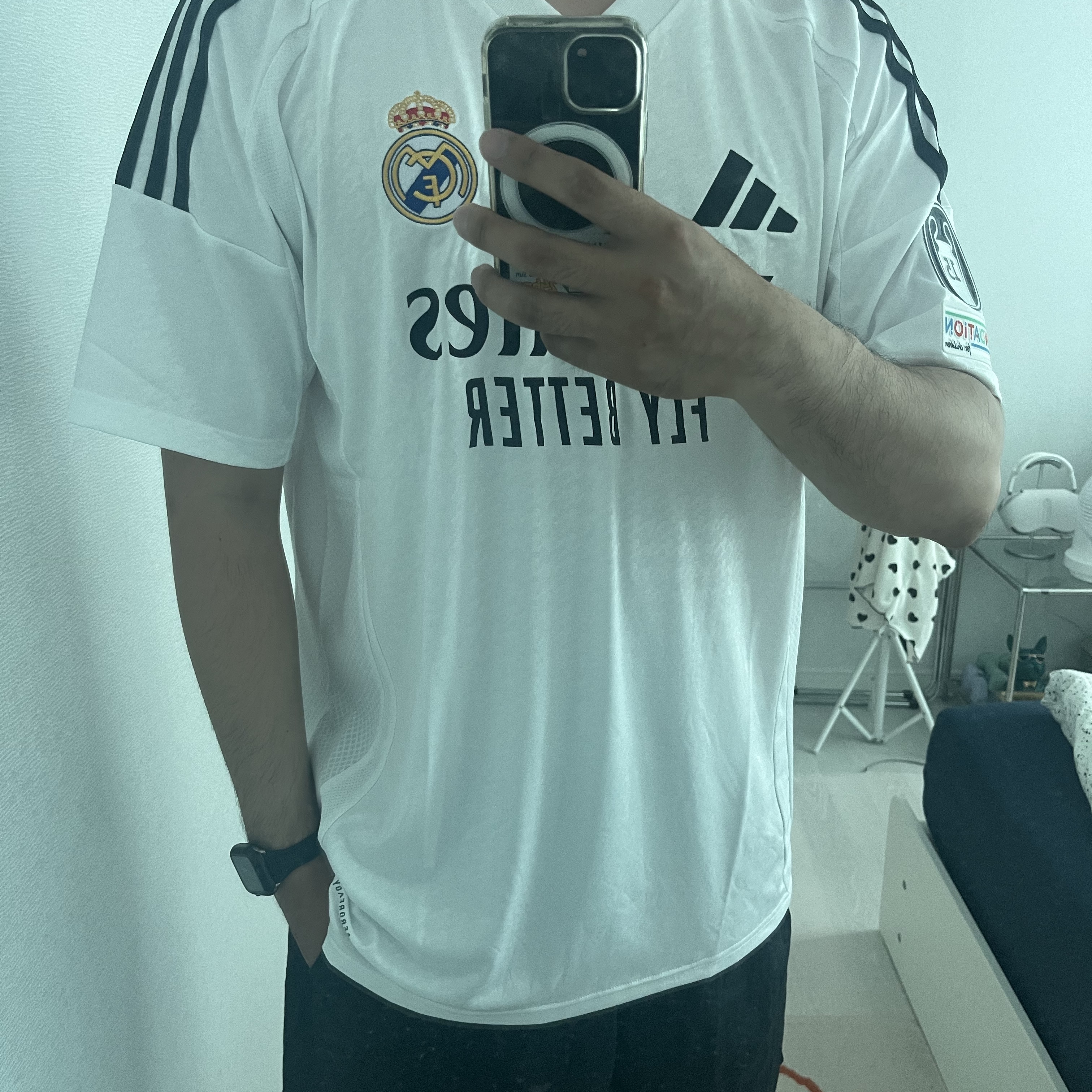 Adidas Real Madrid 2024/25 Home Jersey White - KR Sizing (Non Marking Ver.) 착용 스타일 - 1