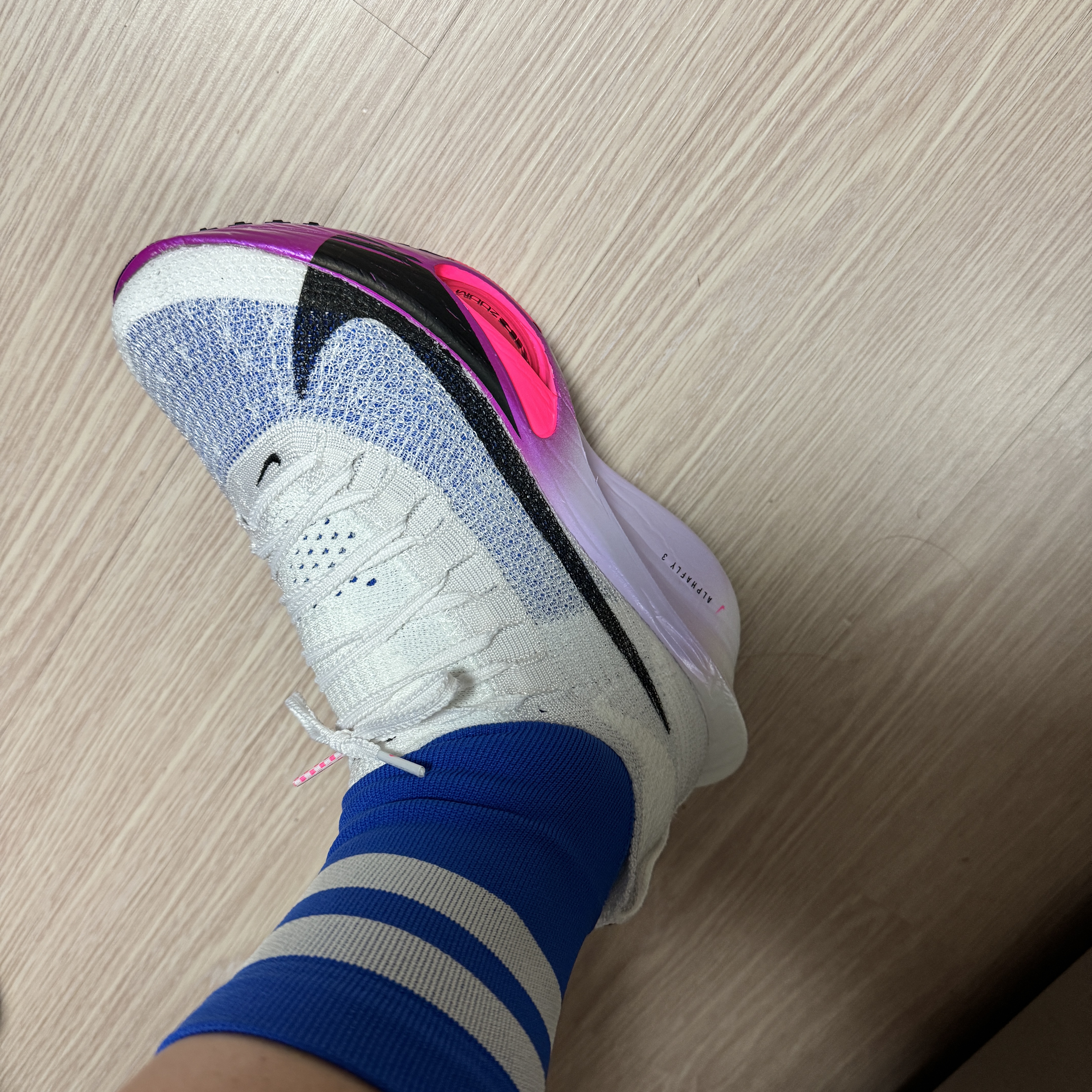 (W) Nike Air Zoom Alphafly Next% 3 Hyper Pink 착용 스타일