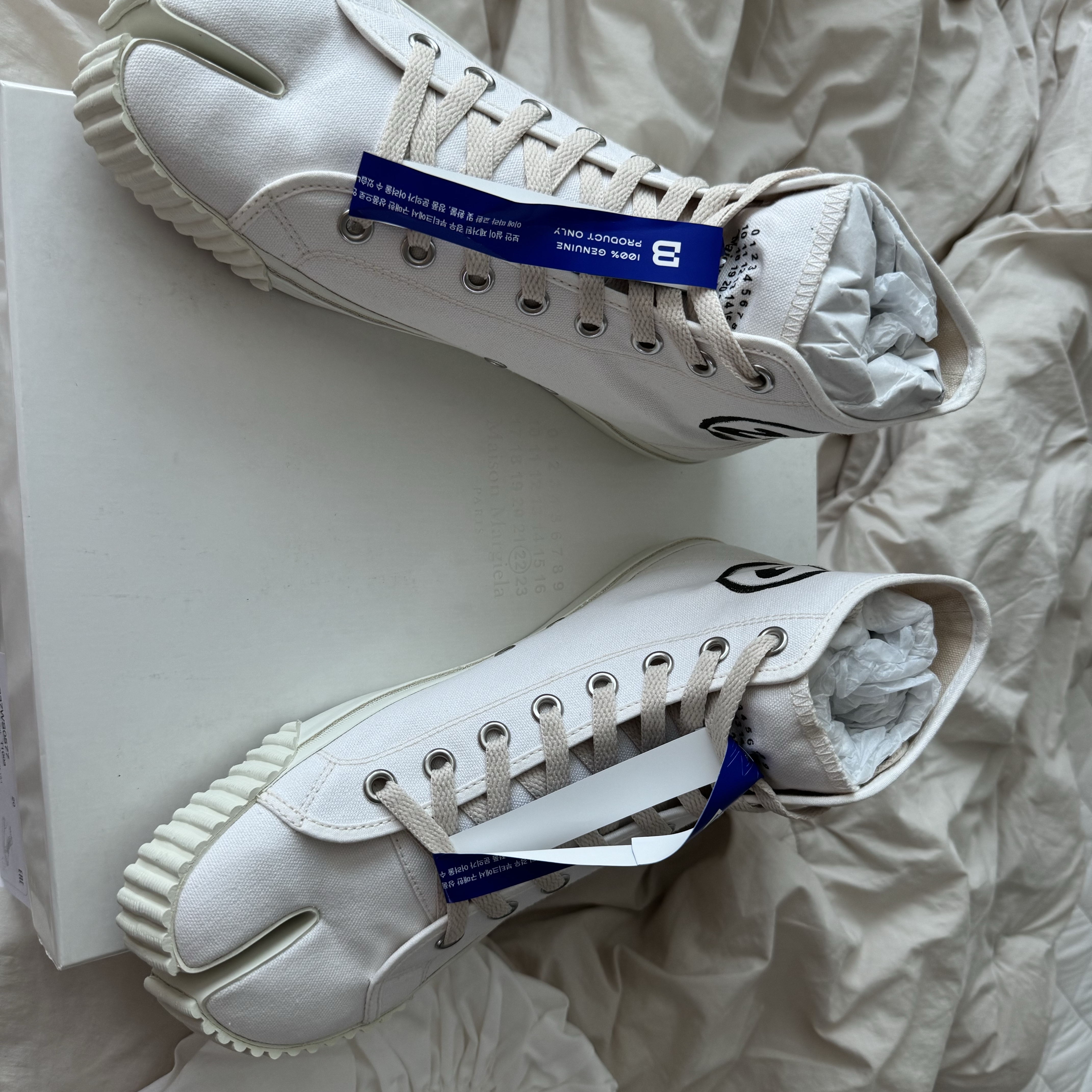 Maison Margiela Tabi High White 착용 스타일 - 1