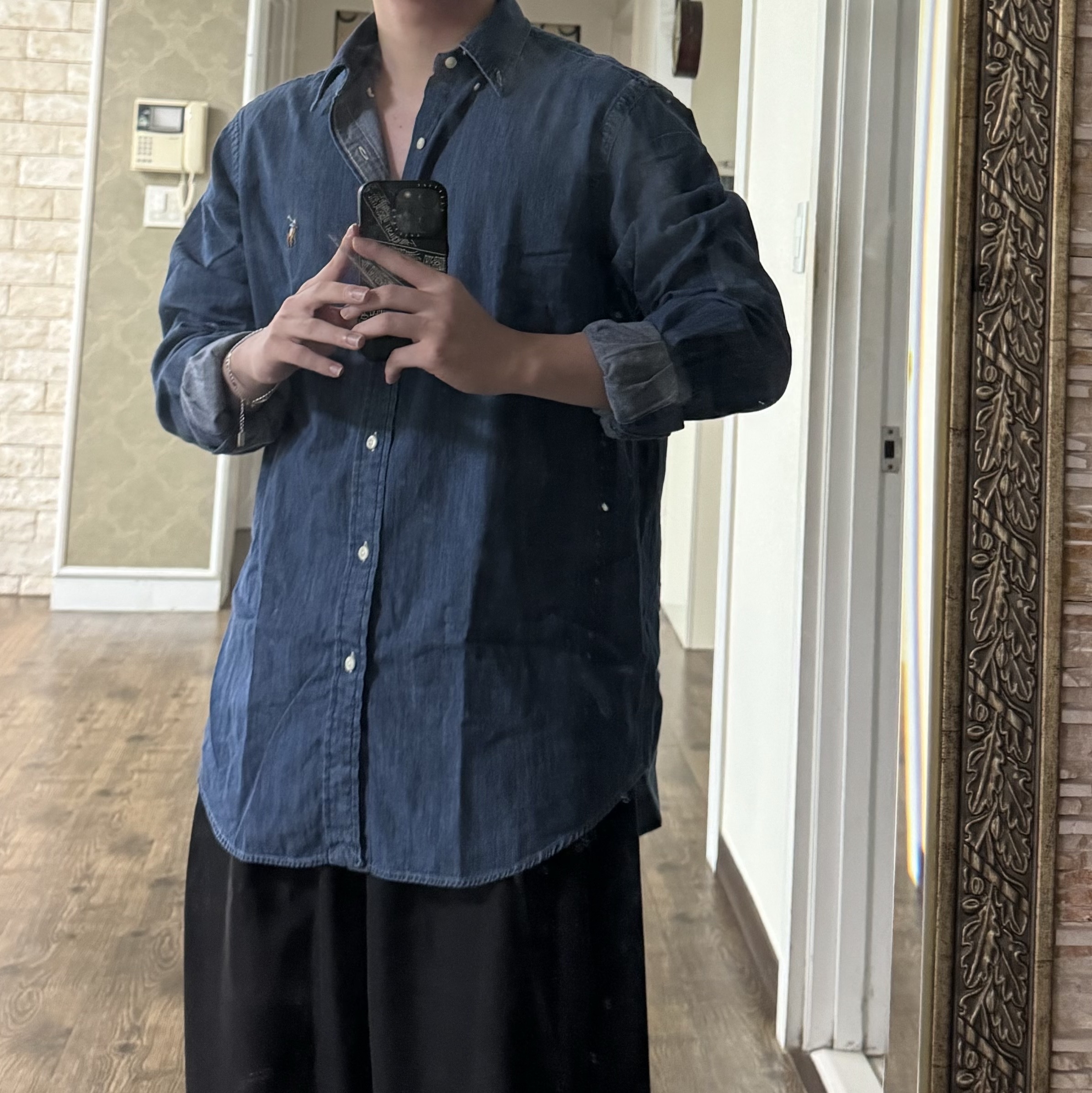 [30%적립] Polo Ralph Lauren Custom Fit Denim Shirt Navy 착용 스타일
