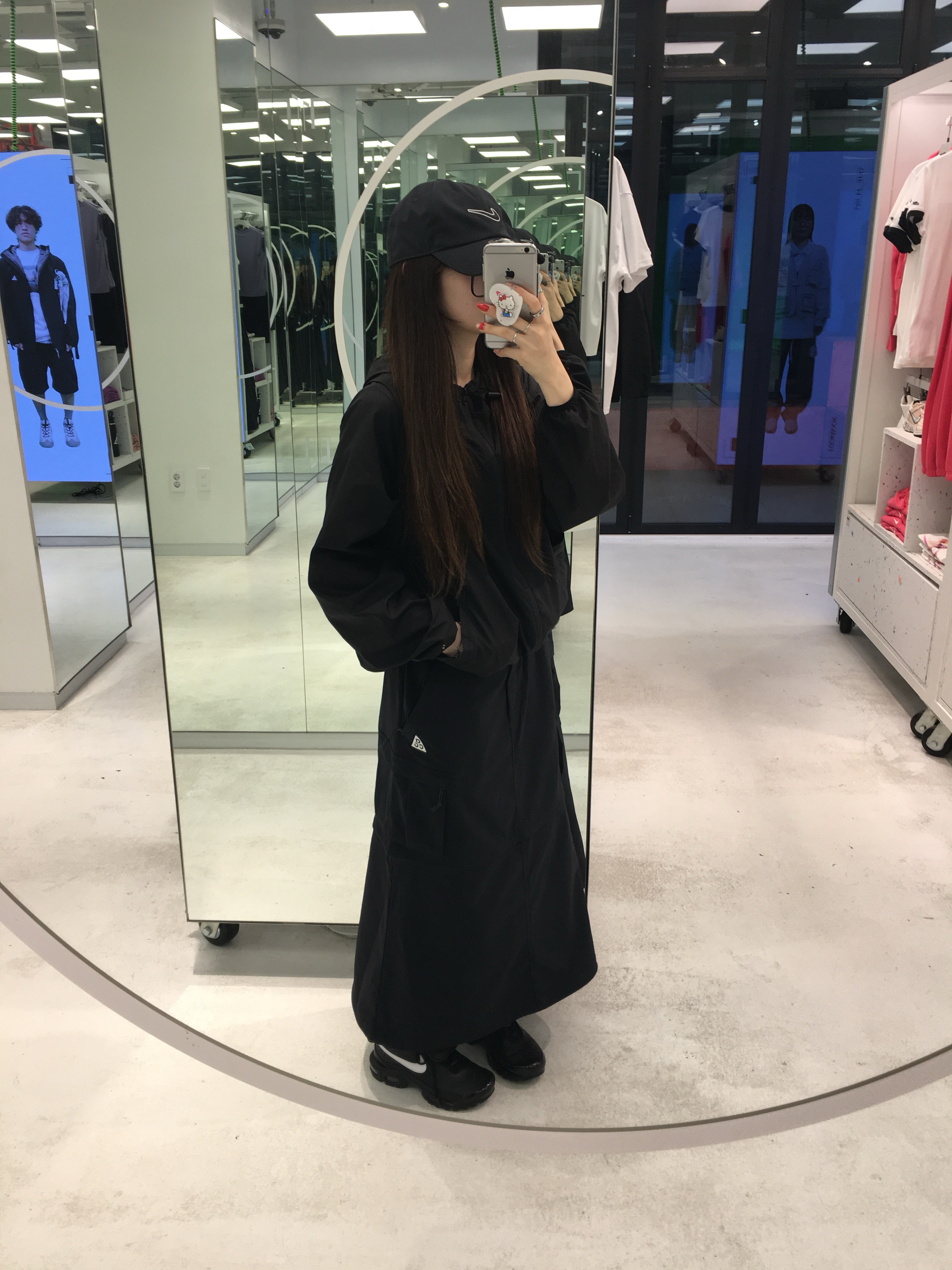 (W) Nike Air Max Plus TNPO Black, (W) Nike ACG Smith Summit Zip-Off Skirt Black - Asia 착용 스타일