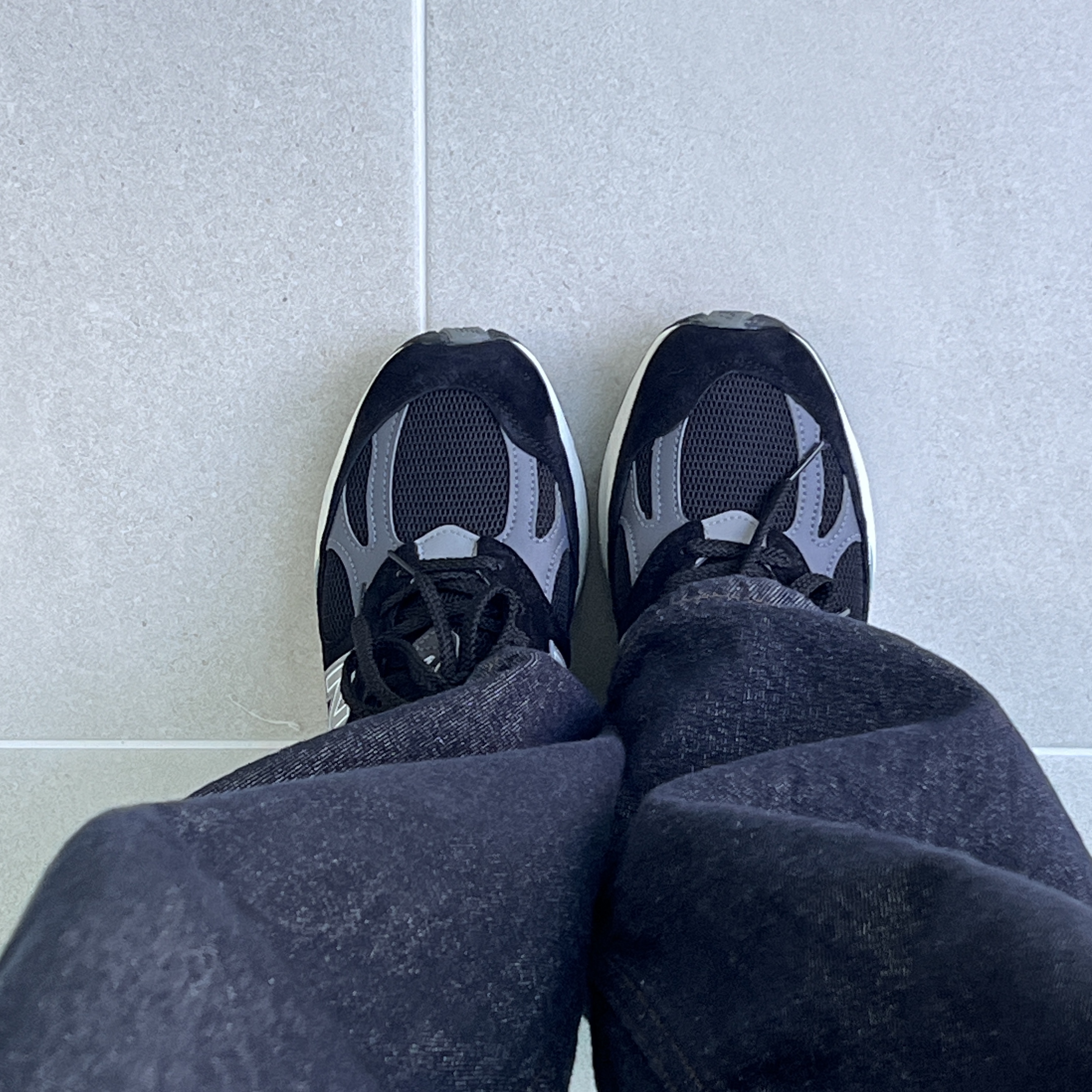 New Balance 991v2 Made in UK Black, New Balance 991 Made in UK Navy 착용 스타일 - 1