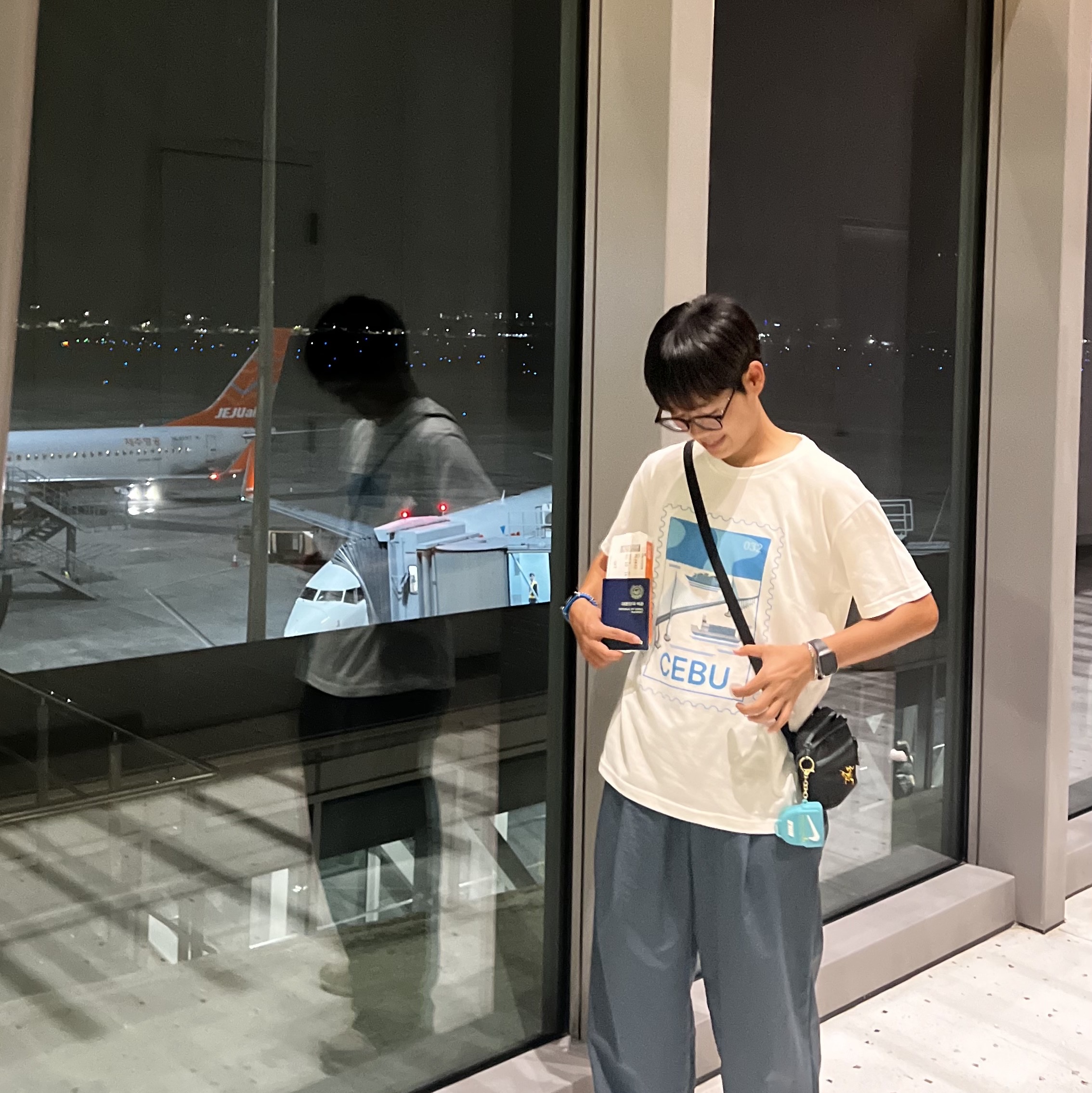 Arc'teryx Mantis 1 Waistpack Dark Magic, Puma Manchester City 2023/24 Home Jersey Team Light Blue (Non Marking Ver.) 착용 스타일 - 4