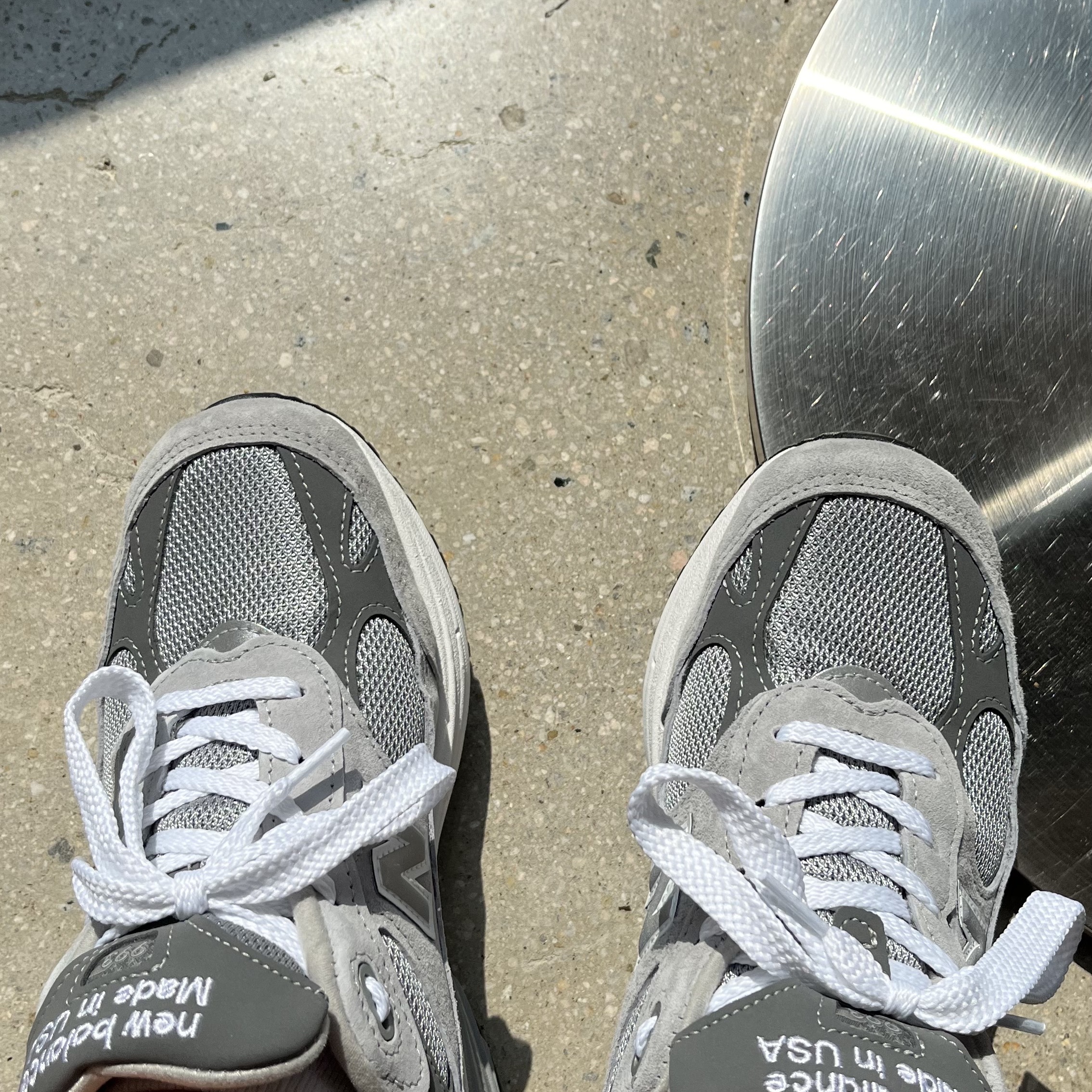 (W) New Balance 993 Made in USA Grey - B Standard 착용 스타일