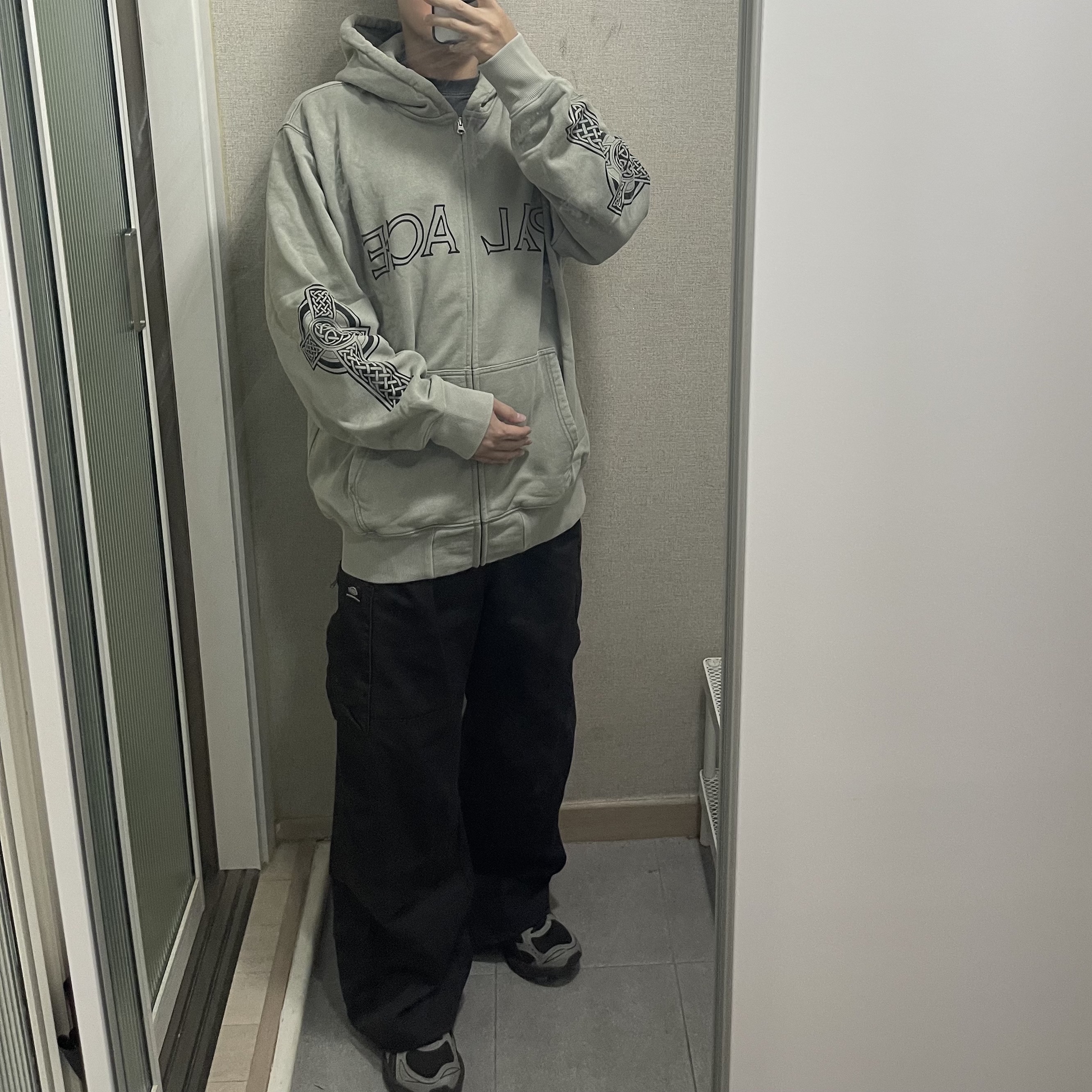 Palace Celtic Zip Hood The Deep Green - 24FW 착용 스타일