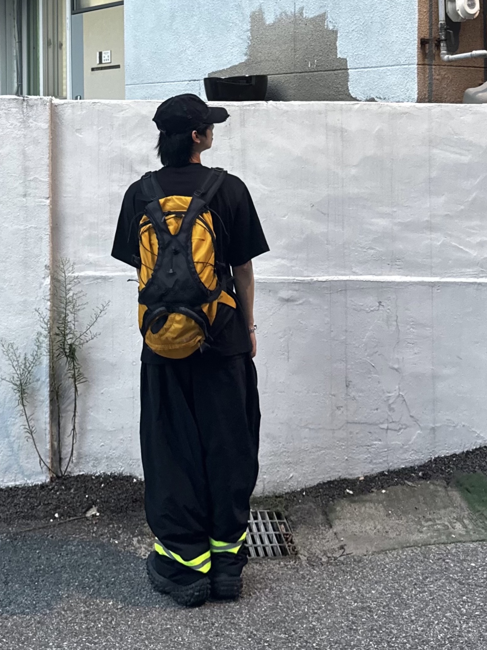 Project G/R Firefighter Track Pants Black, Balenciaga Defender Sneakers Black 착용 스타일 - 5