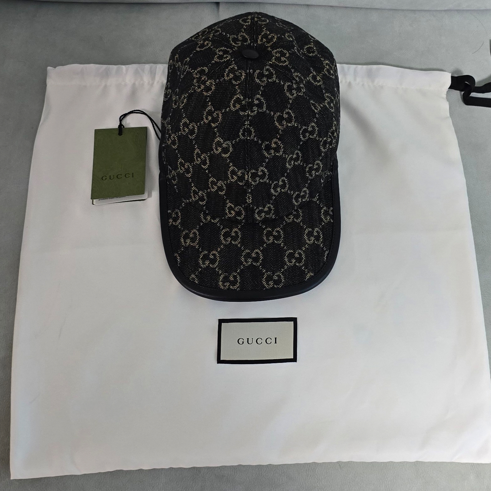 Gucci GG Denim Baseball Cap Black Ivory 착용 스타일