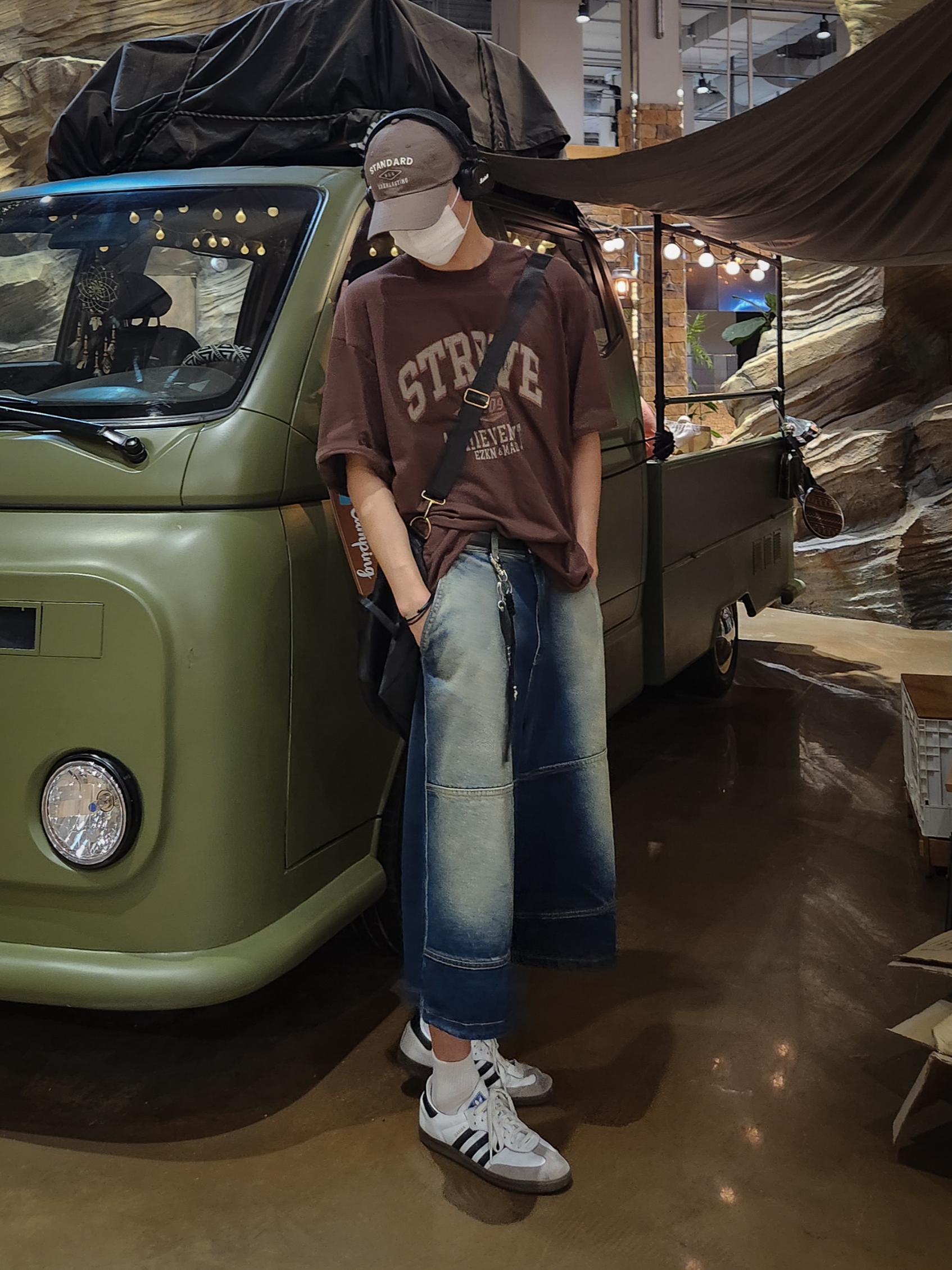 Adidas Samba OG Cloud White 착용 스타일 - 4