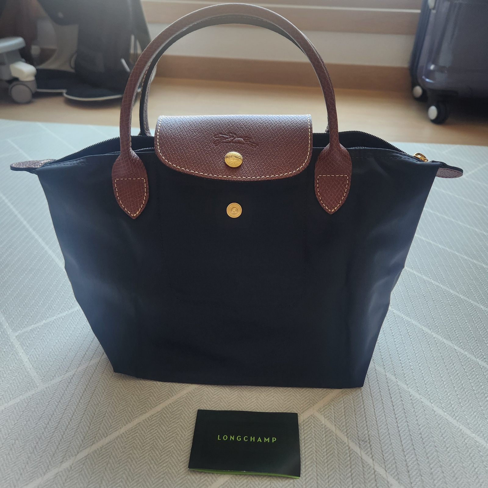 Longchamp Le Pliage Original Handbag S Black 착용 스타일