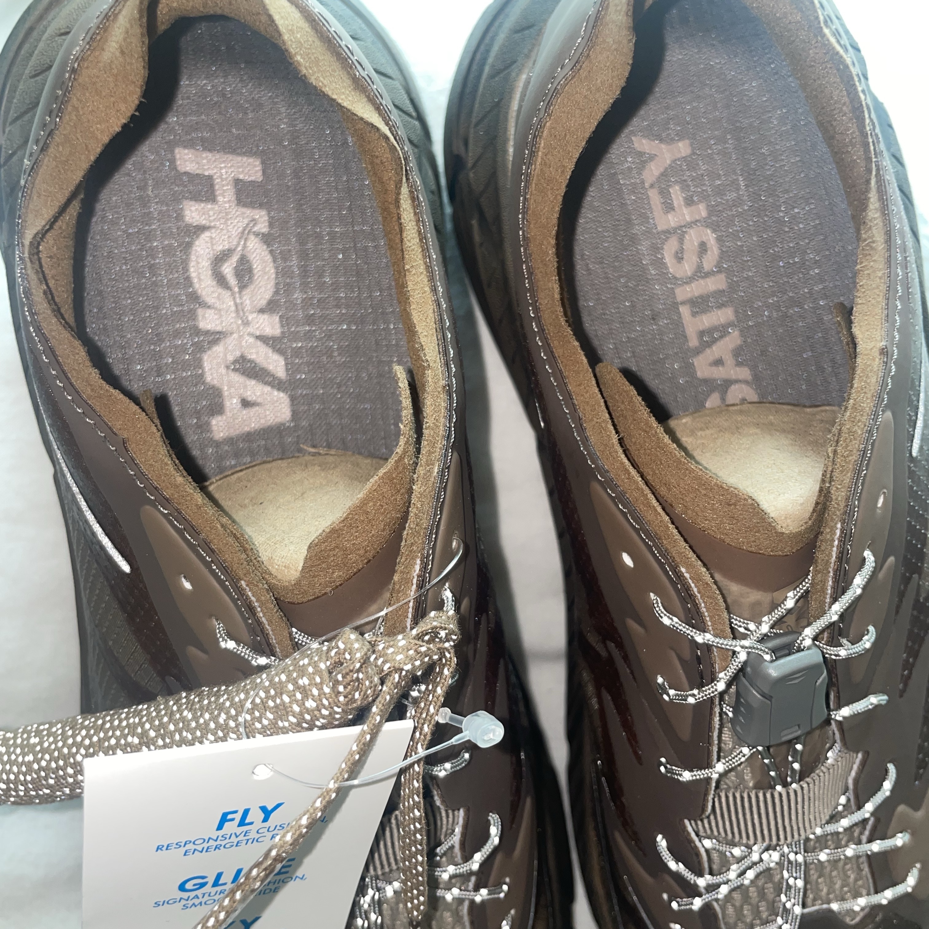 Hoka x Satisfy Mafate Speed 4 Lite Rubber, Hoka x Satisfy Mafate Speed 4 Lite Sulfur 착용 스타일 - 4