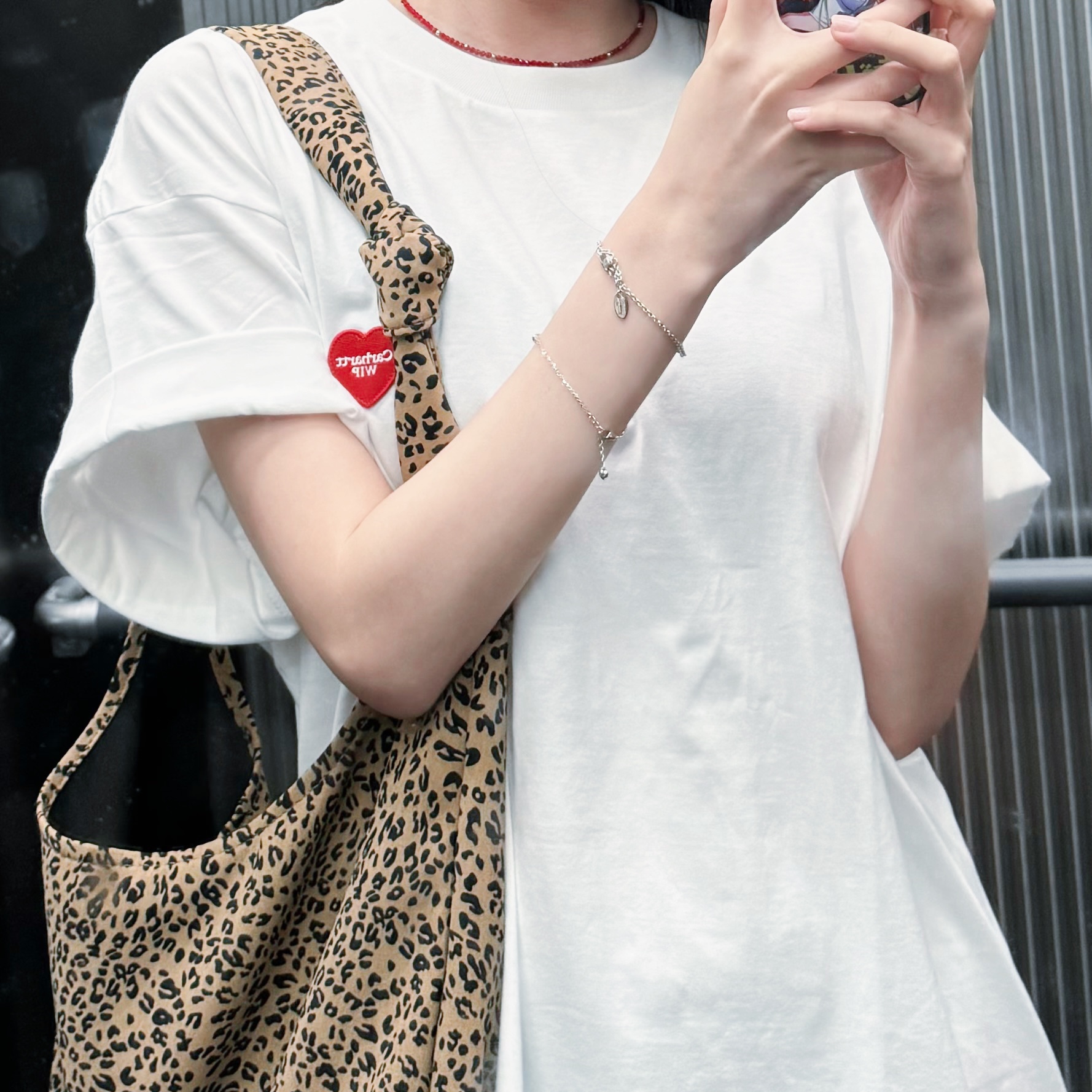 Carhartt WIP S/S Double Heart T-Shirt White 착용 스타일