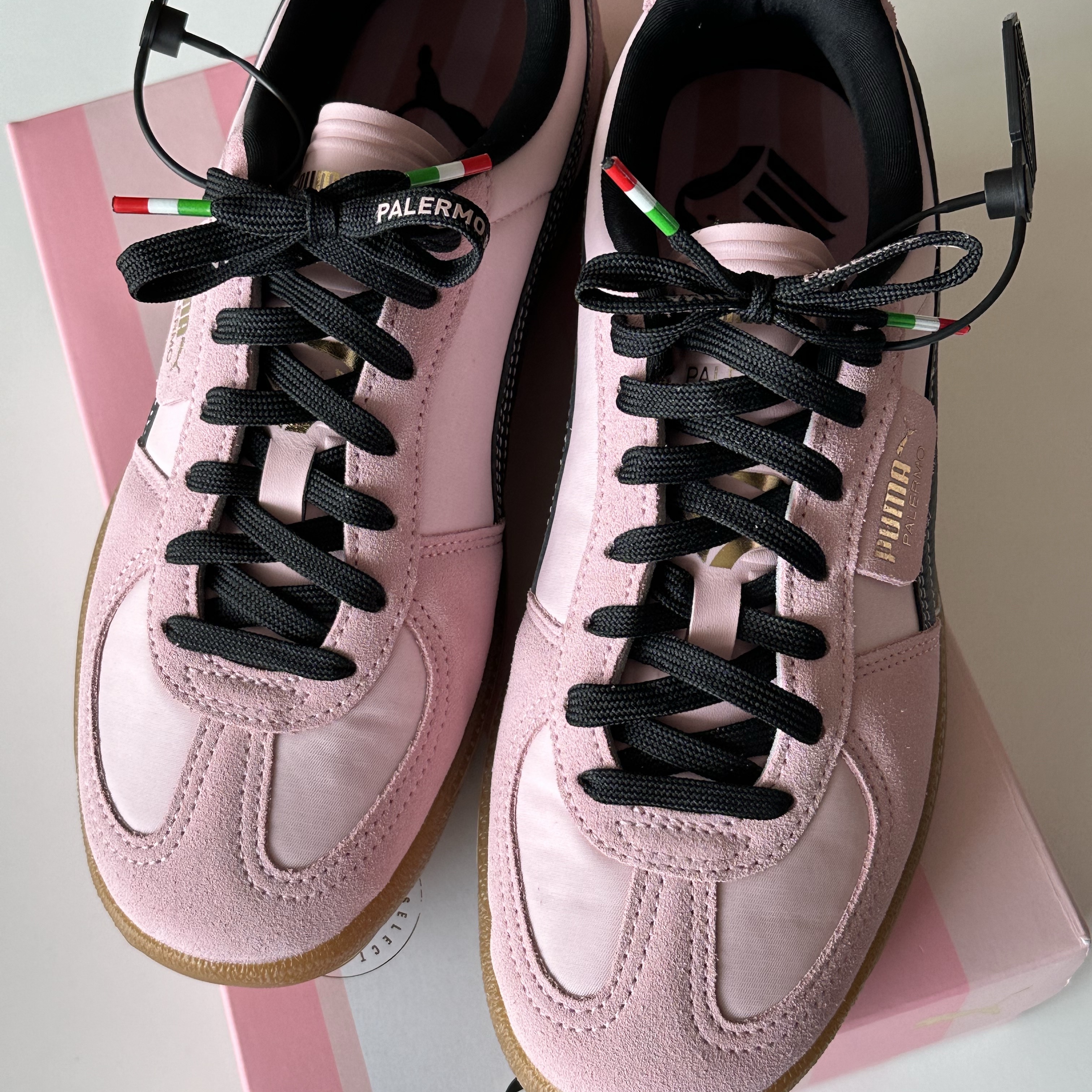 Puma x Palermo F.C. Sneakers Bright Pink Black 착용 스타일 - 2