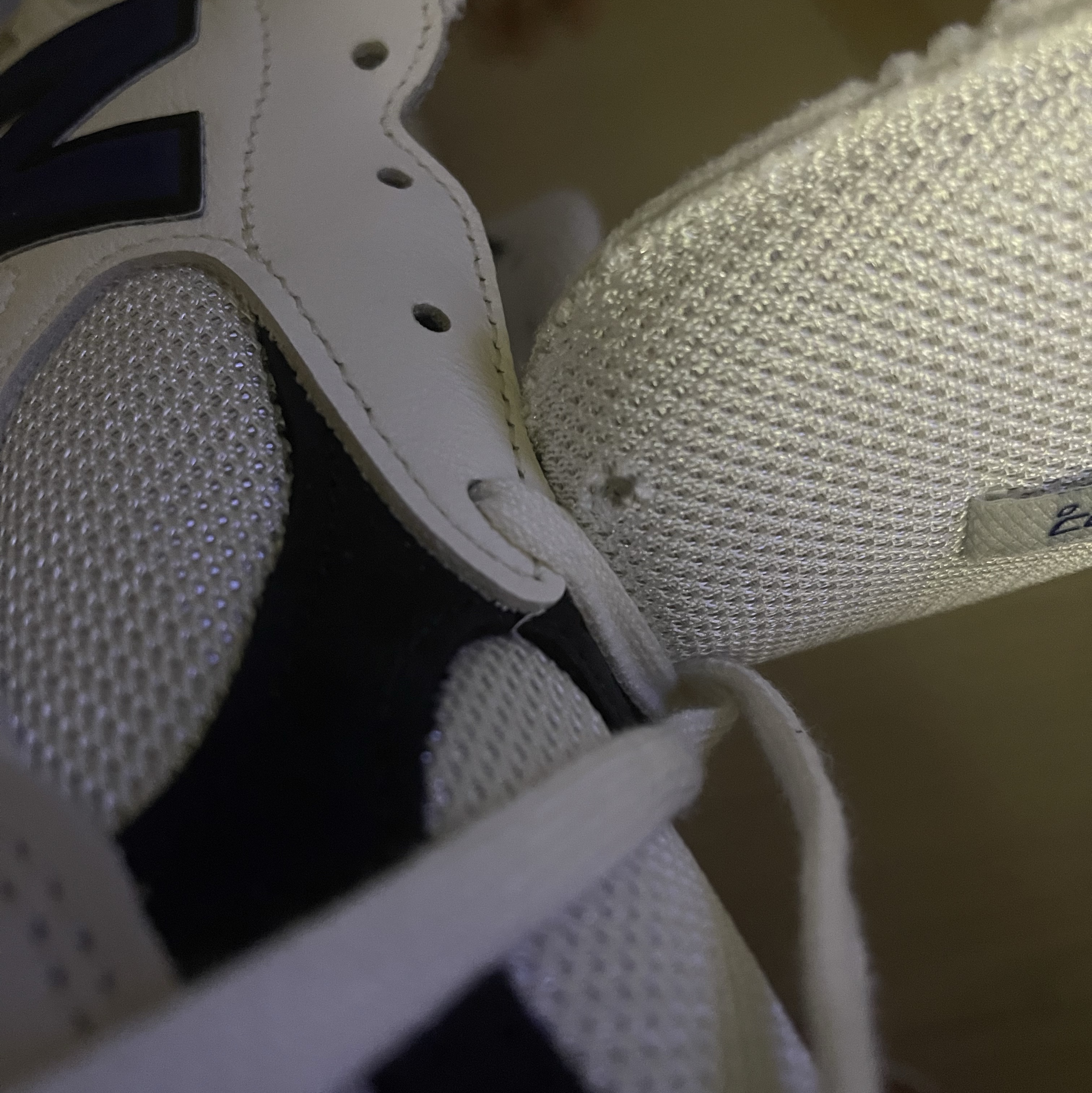 New Balance 990v3 Made in USA White Blue 착용 스타일