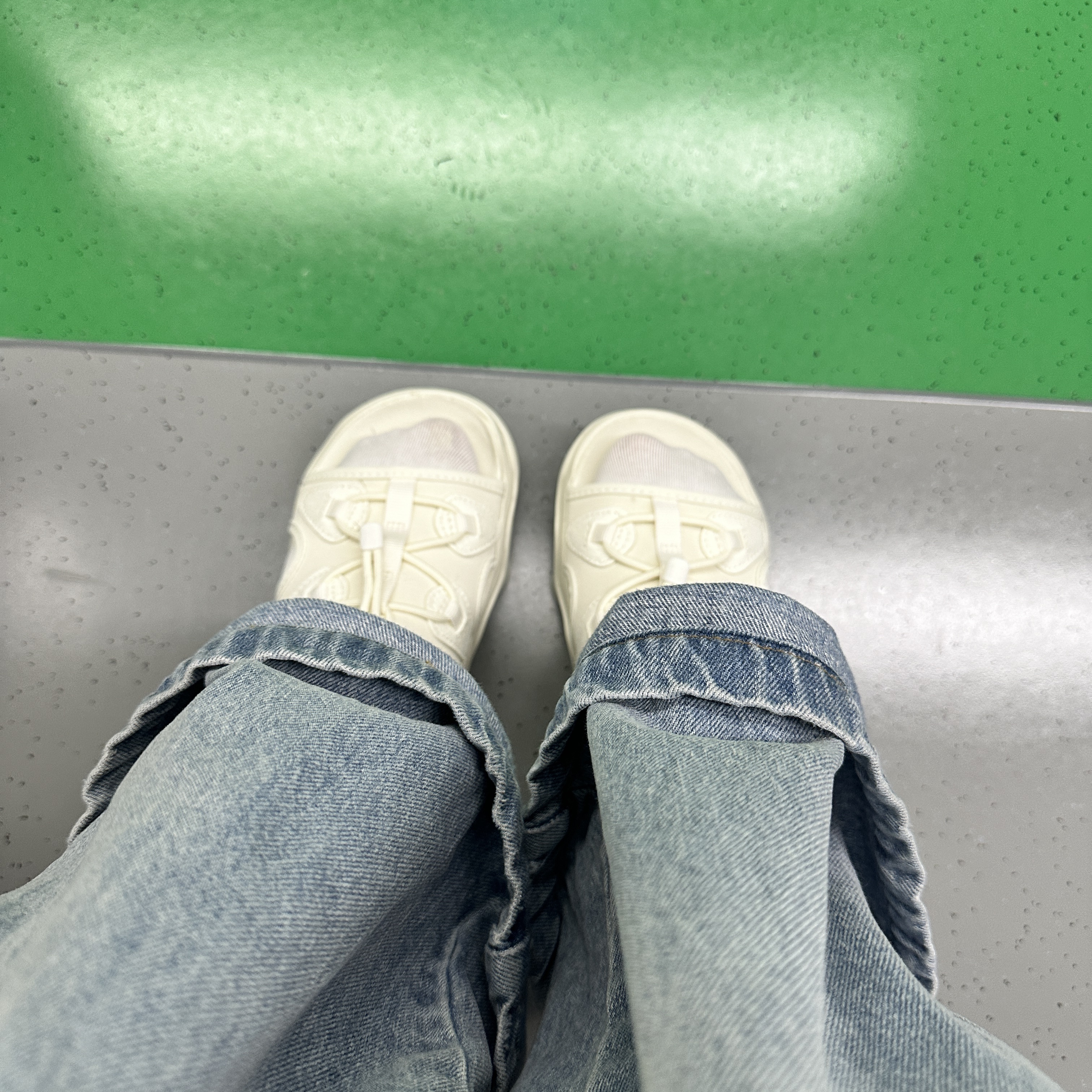 (W) Nike Air Max Koko Sandal Sail 착용 스타일