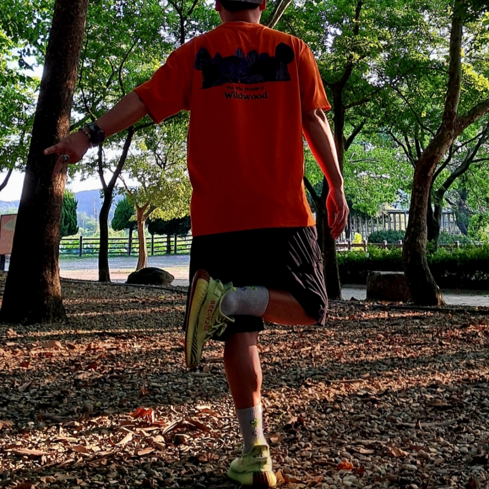 Nike ACG Wildwood T-Shirt Summit Campfire Orange - Asia, Adidas Yeezy Boost 350 V2 Semi Frozen Yellow 착용 스타일