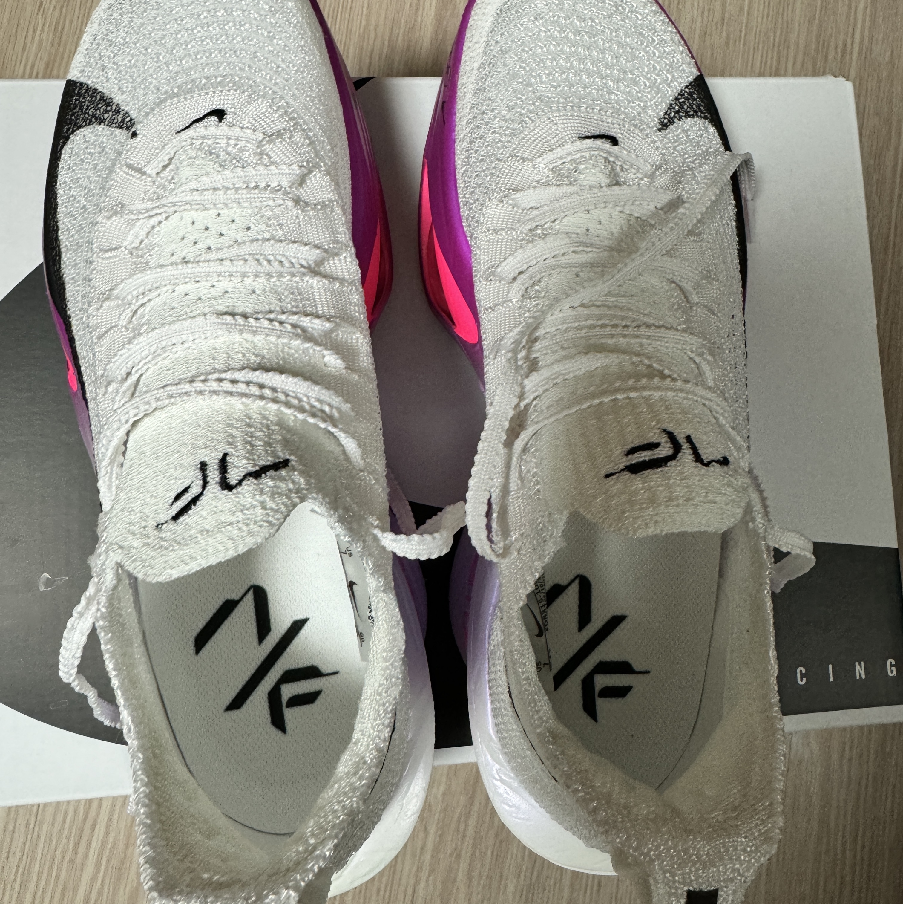 (W) Nike Air Zoom Alphafly Next% 3 Hyper Pink 착용 스타일 - 1