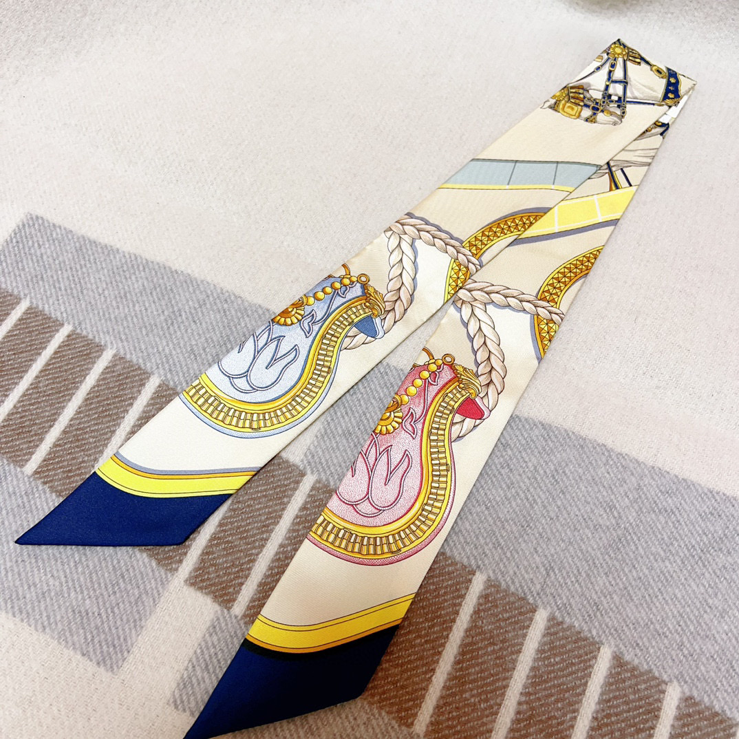 (W) Hermes Grand Apparat Twilly Ivoire Marine Rose 착용 스타일