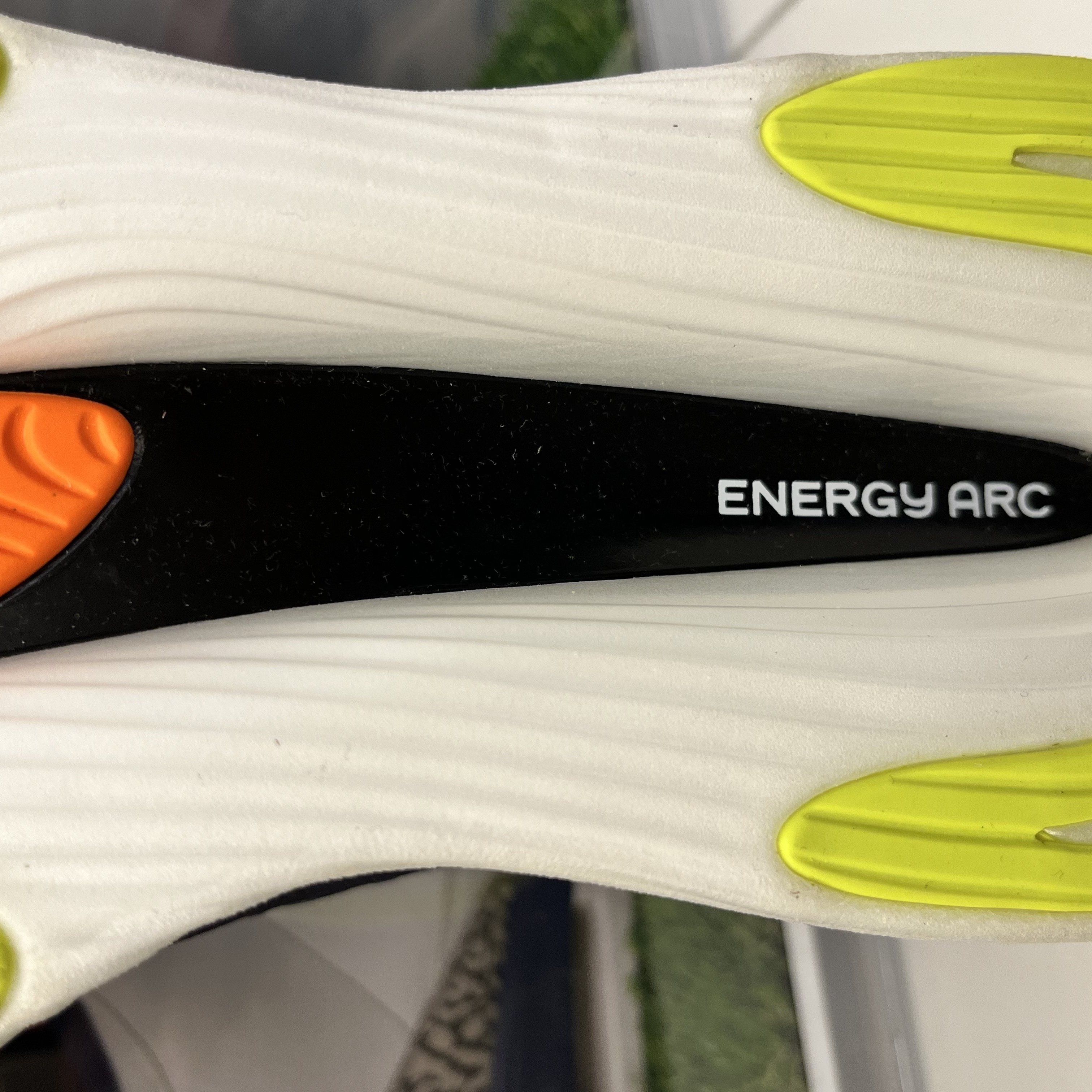 New Balance Fuelcell SC Elite v3 TCS NYC Marathon Thirty Watt Navy - 2E Wide 착용 스타일 - 3