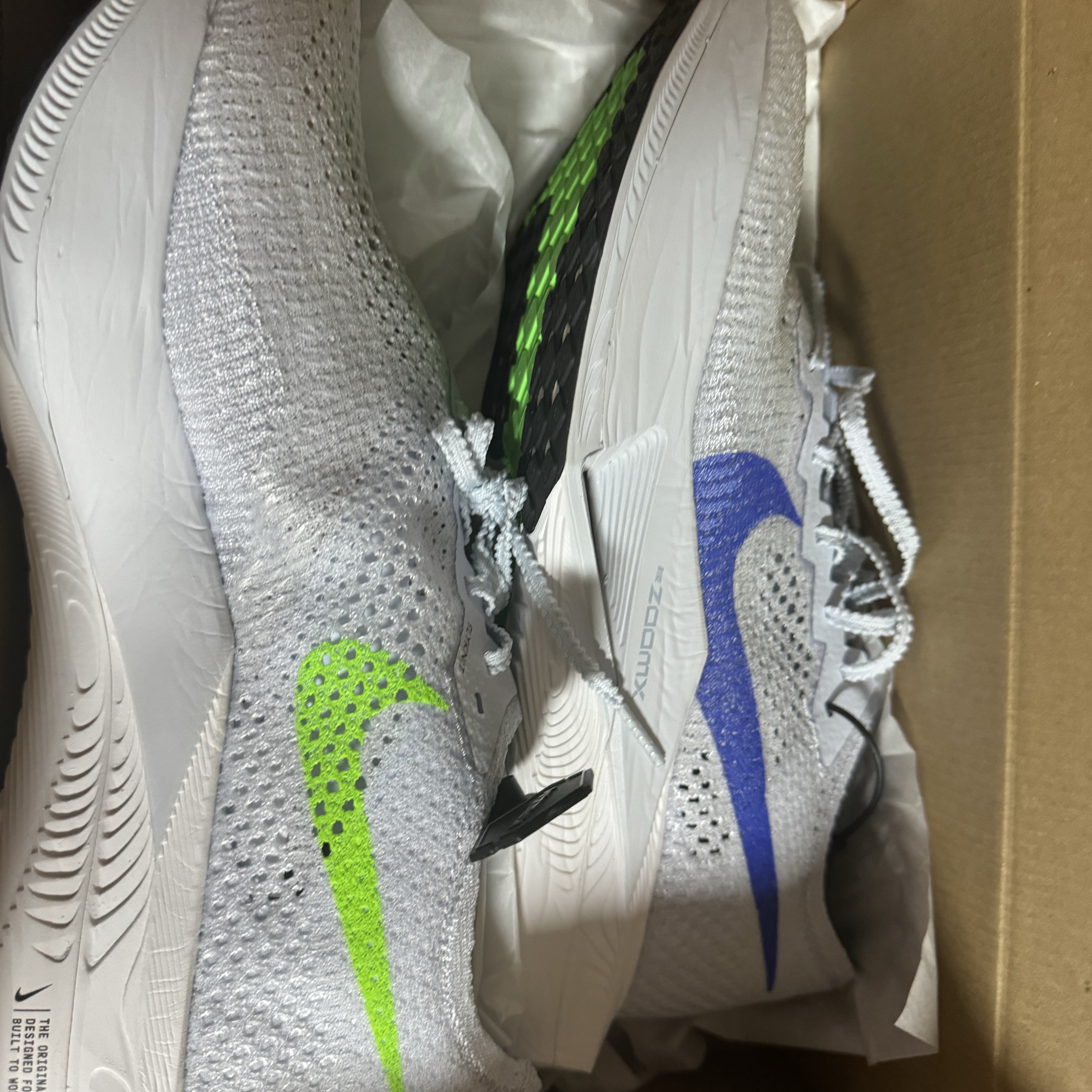 Nike ZoomX Vaporfly Next% 3 Football Grey Racer Blue 착용 스타일