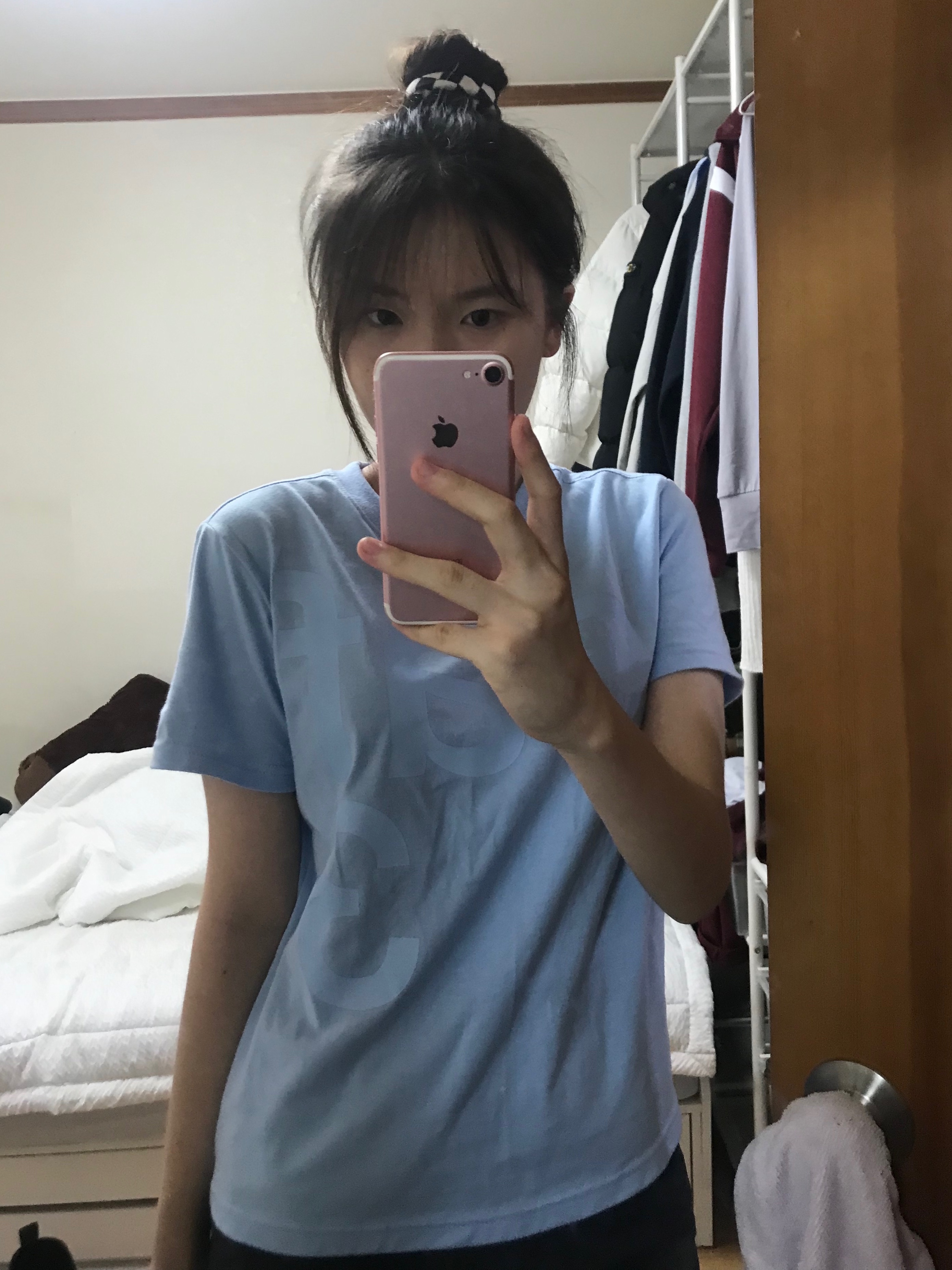 [KREAM 단독] Safarispot 1/2 Basic Safari T-Shirt Sky 착용 스타일 - 1