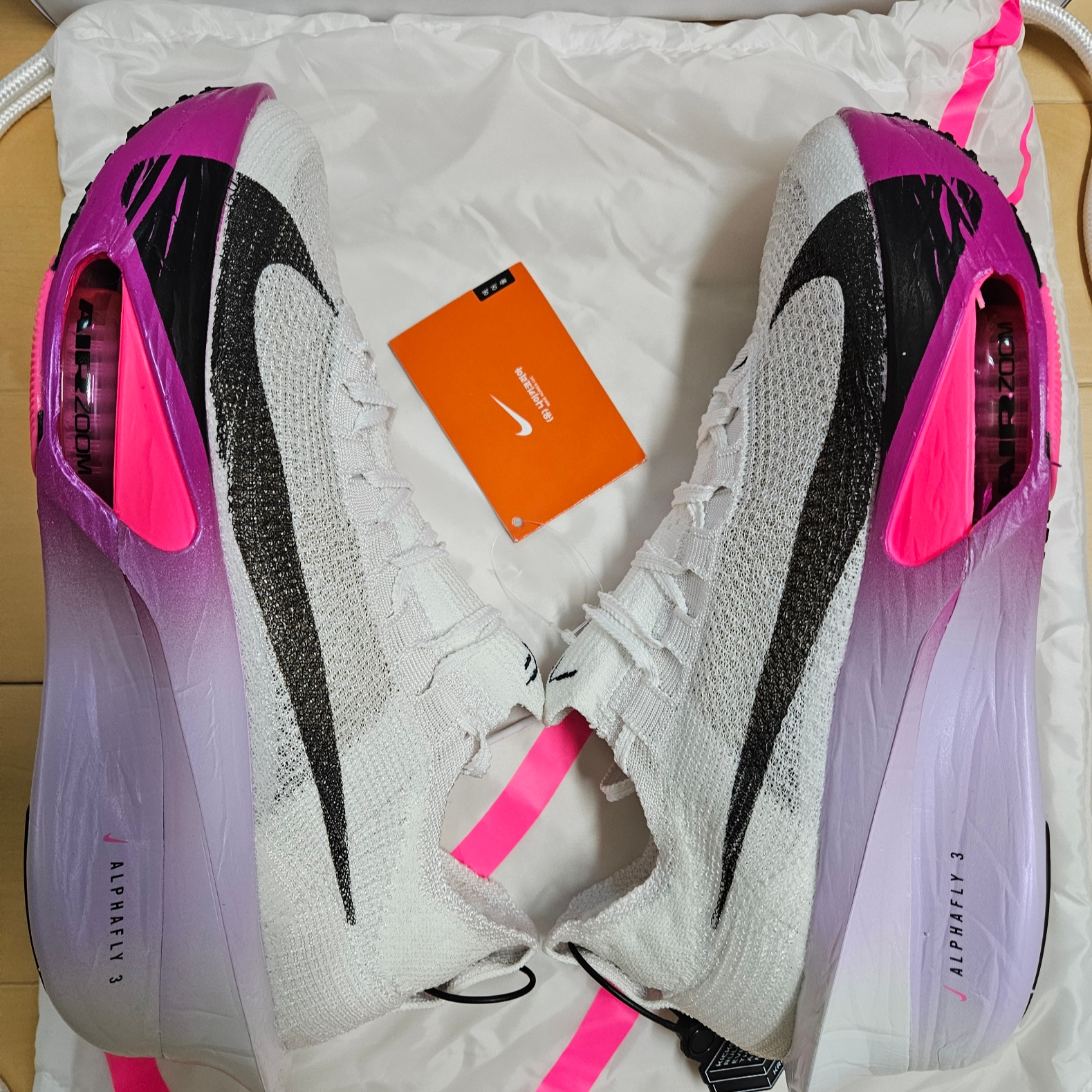 Nike Air Zoom Alphafly Next% 3 Hyper Pink 착용 스타일 - 4