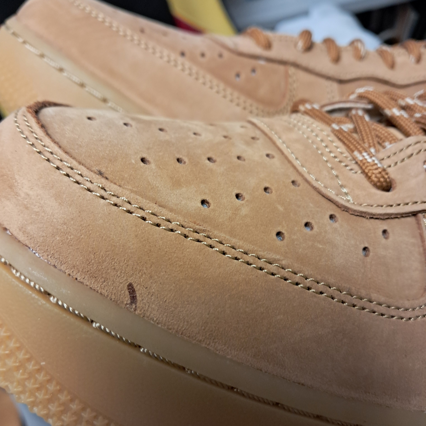 Nike Air Force 1 '07 WB Flax 착용 스타일