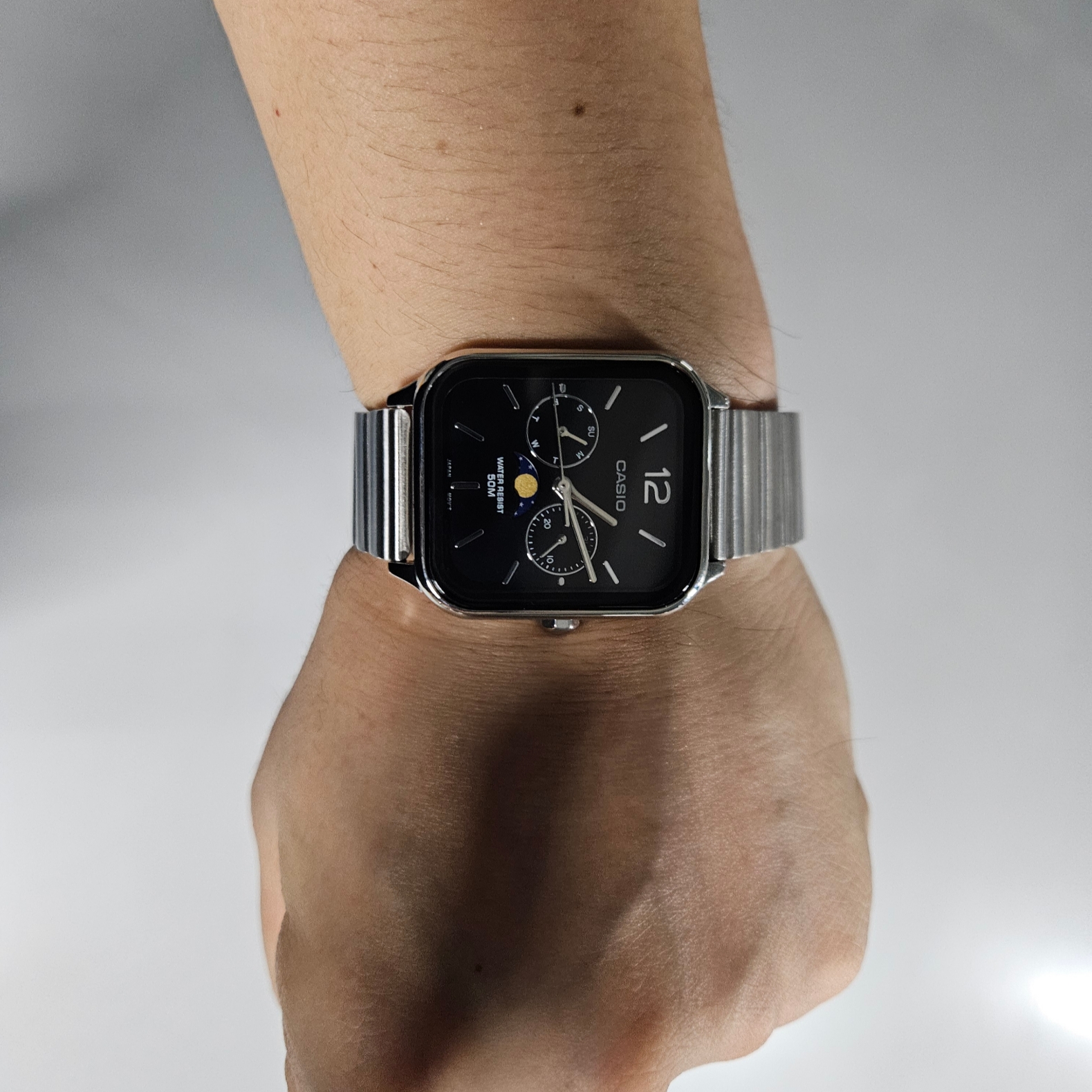 Casio MTP-M305D-1AV 착용 스타일