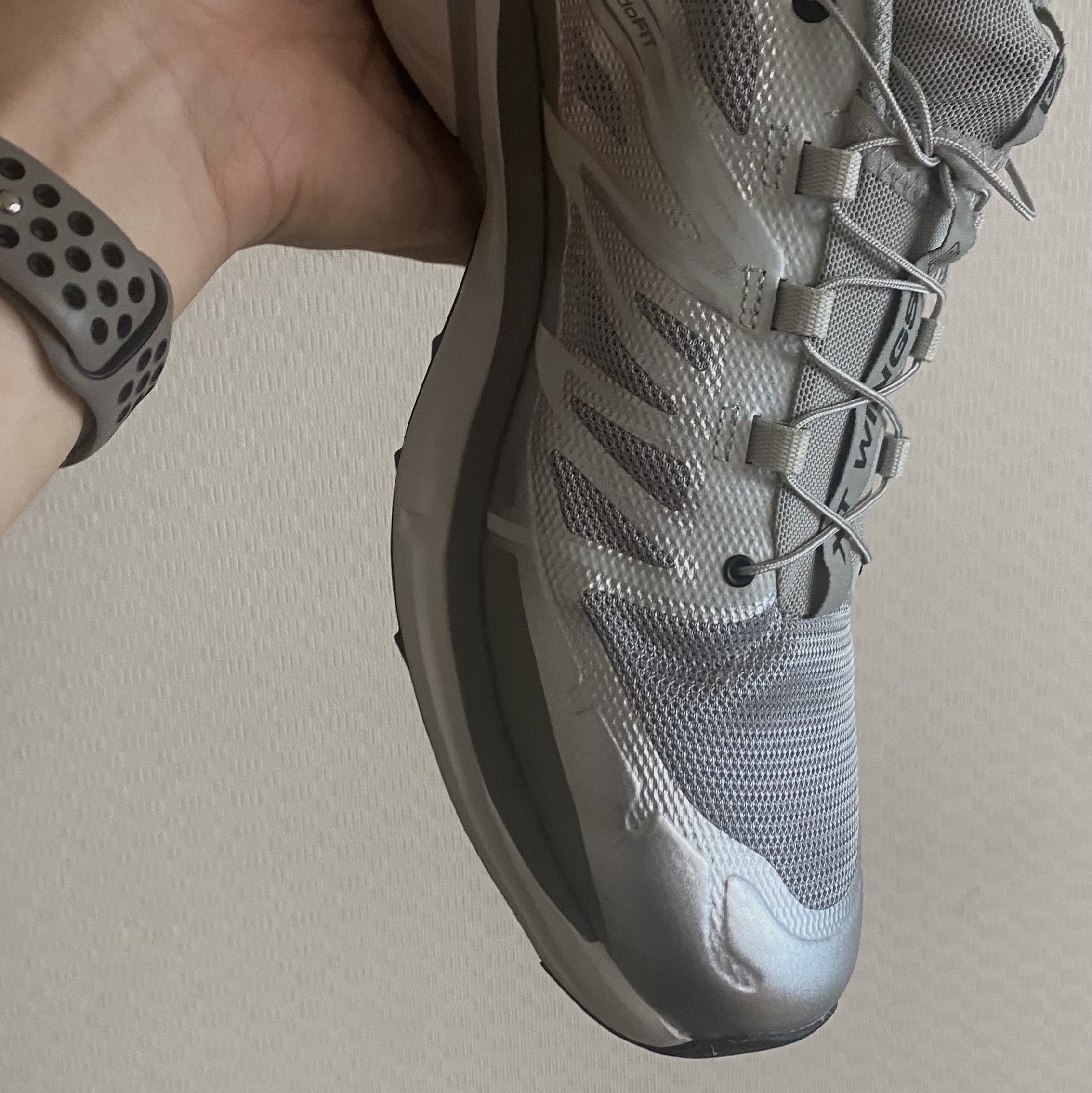 Salomon XT-Wings 2 Lunar Rock Gray 착용 스타일 - 2