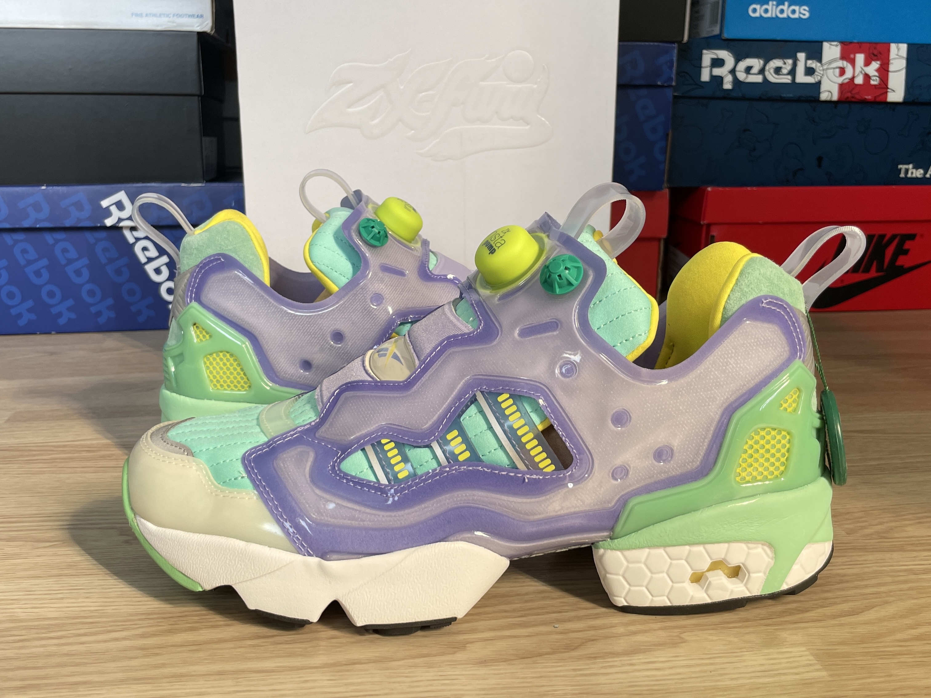 Adidas x Reebok ZX Fury Light Purple 착용 스타일 - 1